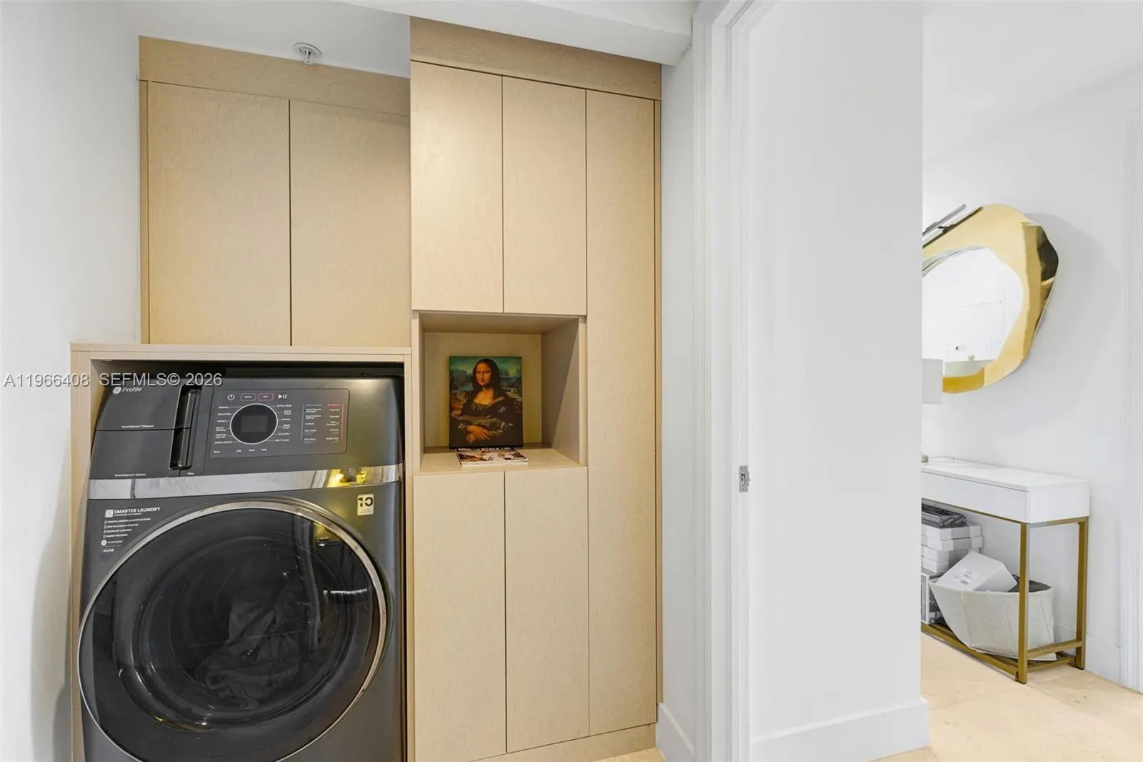 848 Brickell Key Dr 1601, Miami, Florida 33131, Miami, Florida 33131, 3 Bedrooms Bedrooms, ,2 BathroomsBathrooms,Residential Lease,For Rent,848 Brickell Key Dr 1601, Miami, Florida 33131,A11966408