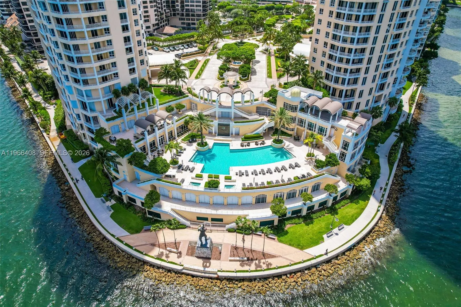 848 Brickell Key Dr 1601, Miami, Florida 33131, Miami, Florida 33131, 3 Bedrooms Bedrooms, ,2 BathroomsBathrooms,Residential Lease,For Rent,848 Brickell Key Dr 1601, Miami, Florida 33131,A11966408