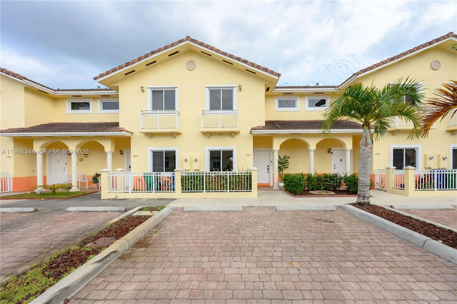 17815 Nw 74th Ct 17815, Hialeah, Florida 33015, Hialeah, Florida 33015, 2 Bedrooms Bedrooms, ,2 BathroomsBathrooms,Residential Lease,For Rent,17815 Nw 74th Ct 17815, Hialeah, Florida 33015,A11966346