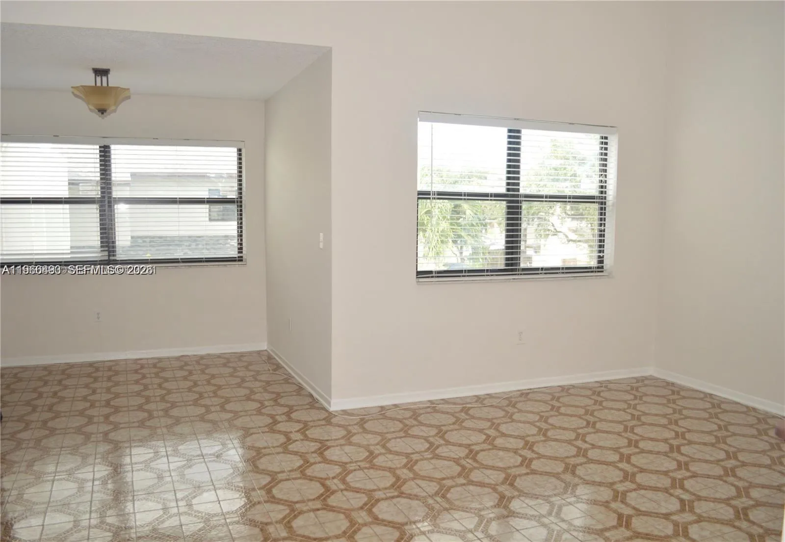 10221 Fontainebleau Blvd 203, Miami, Florida 33172, Miami, Florida 33172, 3 Bedrooms Bedrooms, ,2 BathroomsBathrooms,Residential Lease,For Rent,10221 Fontainebleau Blvd 203, Miami, Florida 33172,A11966493