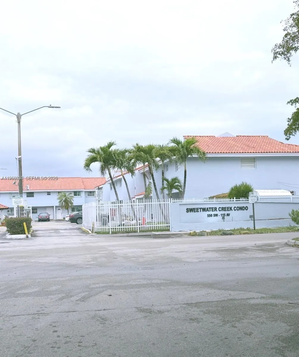 550 Sw 115th Ave 310f, Sweetwater, Florida 33174, Sweetwater, Florida 33174, 4 Bedrooms Bedrooms, ,3 BathroomsBathrooms,Residential Lease,For Rent,550 Sw 115th Ave 310f, Sweetwater, Florida 33174,A11966030