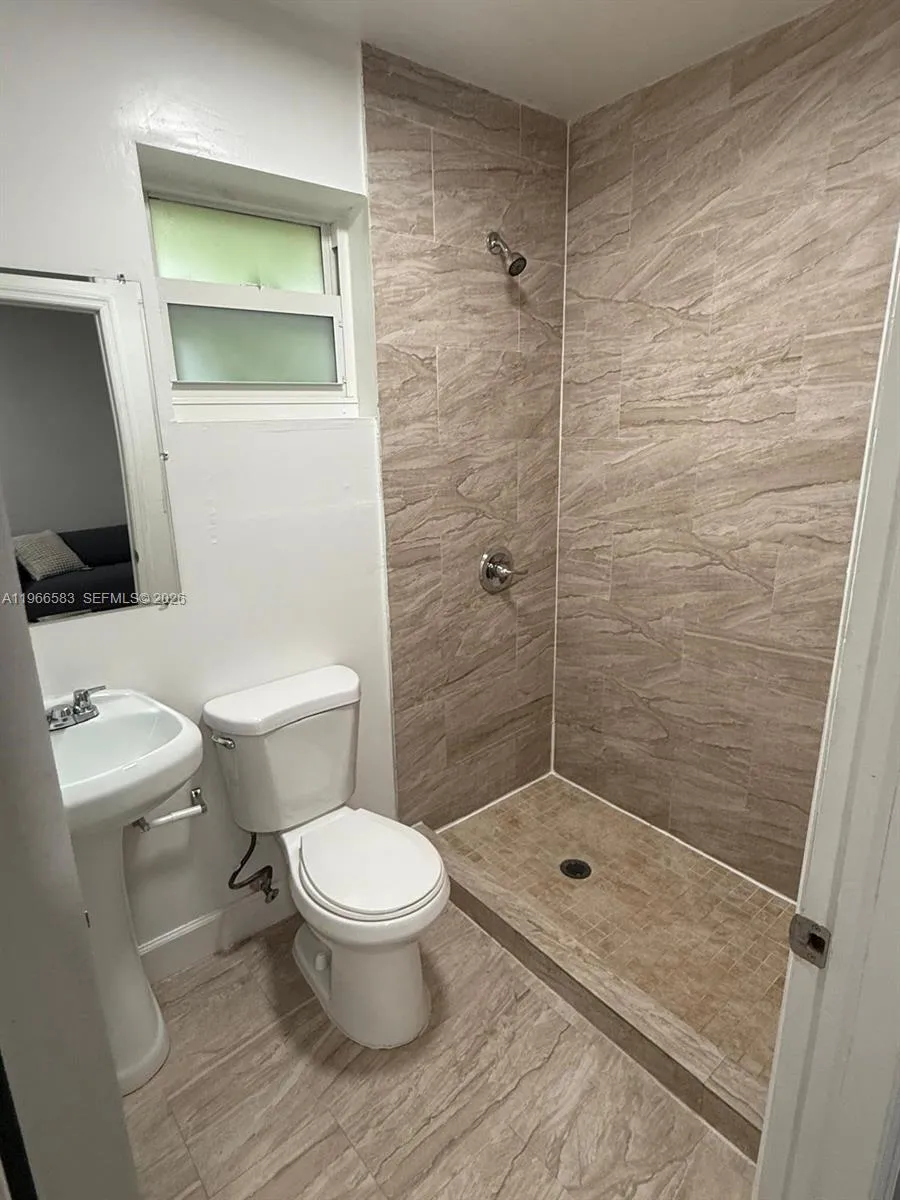 337 Sw 10th Ave, Miami, Florida 33130, Miami, Florida 33130, ,Commercial Sale,For Sale,337 Sw 10th Ave, Miami, Florida 33130,A11966583