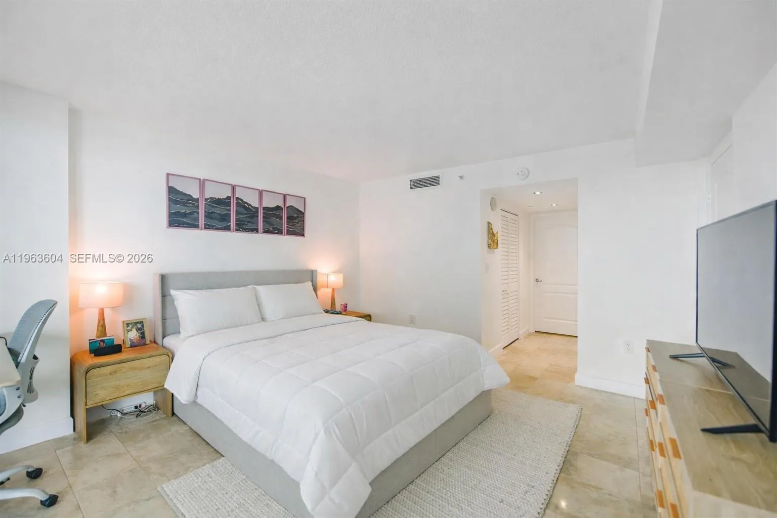 2101 Brickell Ave 2009, Miami, Florida 33129, Miami, Florida 33129, 1 Bedroom Bedrooms, ,1 BathroomBathrooms,Residential,For Sale,2101 Brickell Ave 2009, Miami, Florida 33129,A11963604