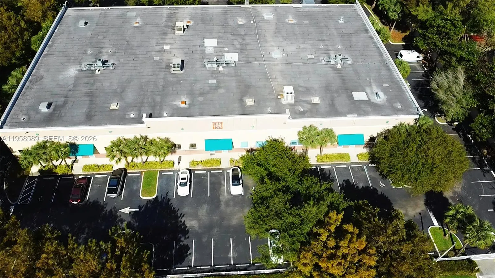 74 Sw 12 Ave, Dania Beach, Florida 33004, Dania Beach, Florida 33004, ,Commercial Lease,For Rent,74 Sw 12 Ave, Dania Beach, Florida 33004,A11958589