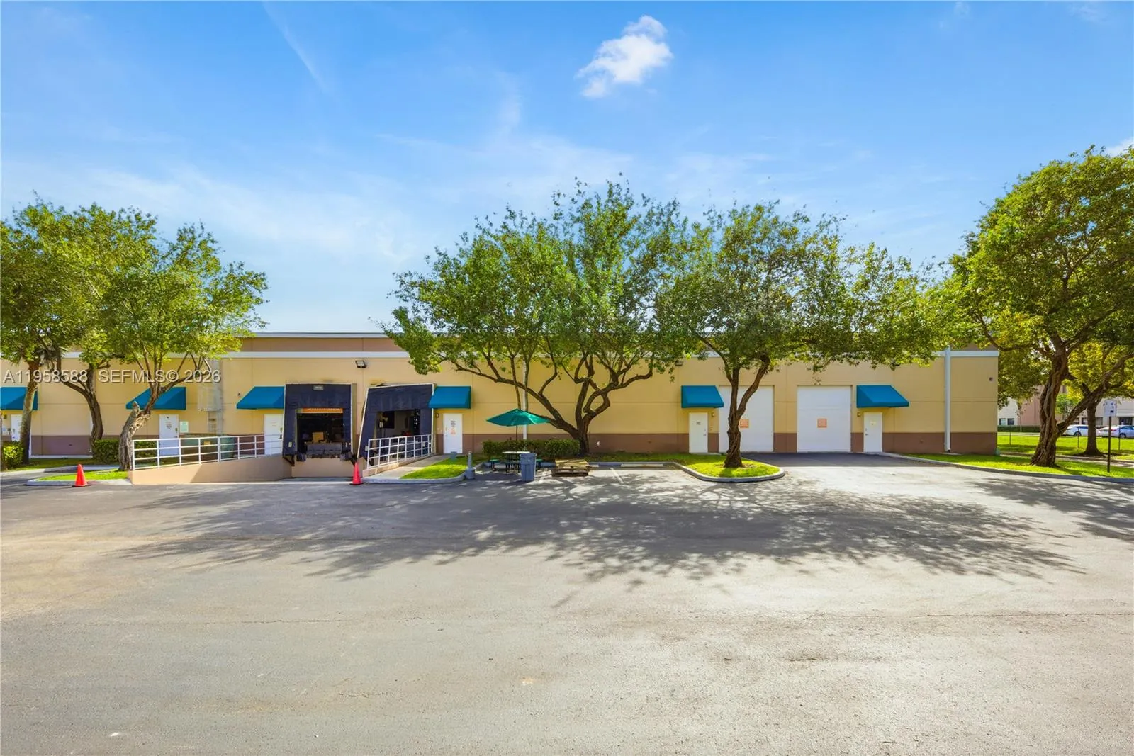 74 Sw 12 Ave 3, Dania Beach, Florida 33004, Dania Beach, Florida 33004, ,Commercial Lease,For Rent,74 Sw 12 Ave 3, Dania Beach, Florida 33004,A11958588