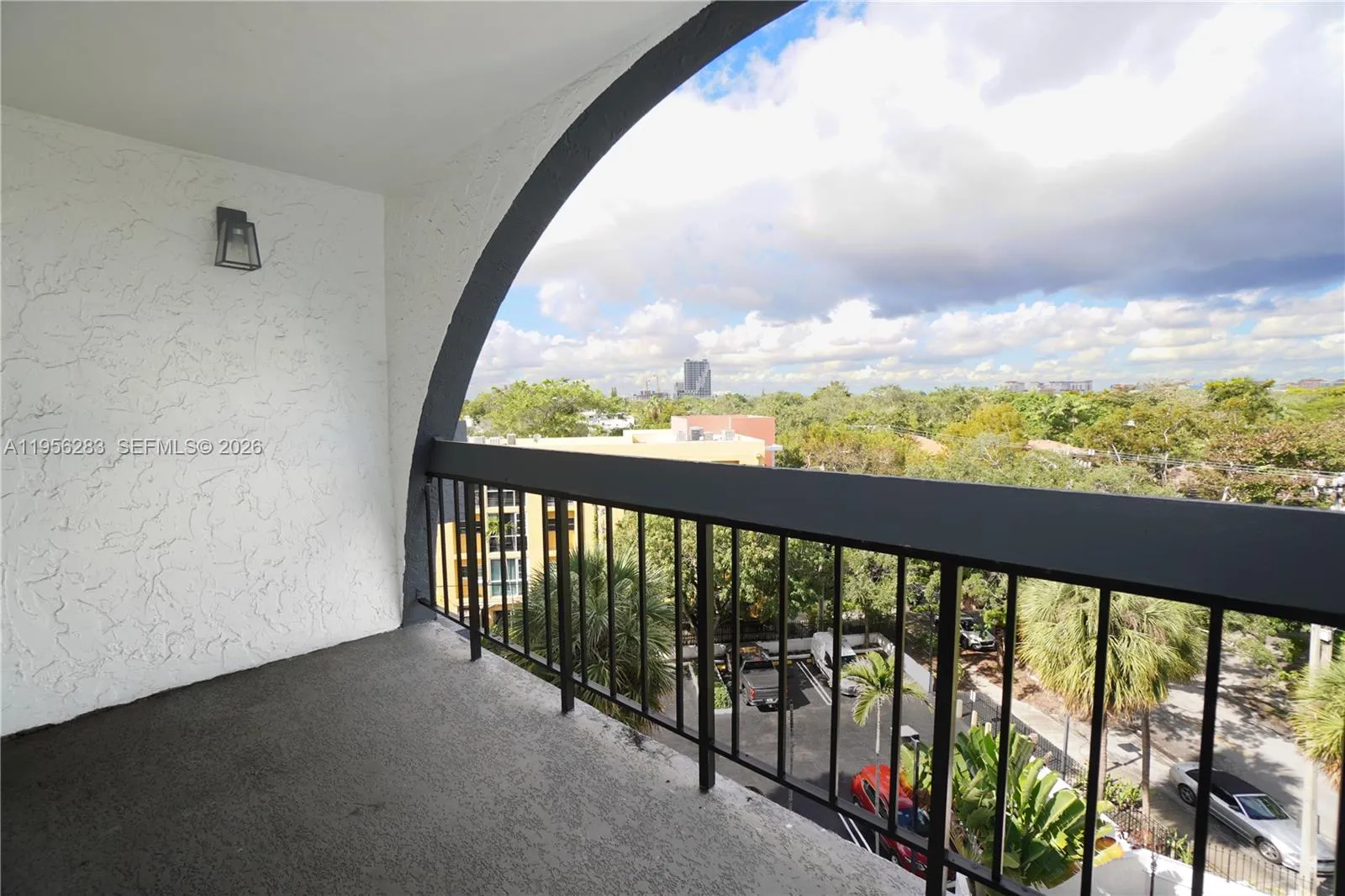 2715 Tigertail Ave 606, Miami, Florida 33133, Miami, Florida 33133, 1 Bedroom Bedrooms, ,1 BathroomBathrooms,Residential Lease,For Rent,2715 Tigertail Ave 606, Miami, Florida 33133,A11956283