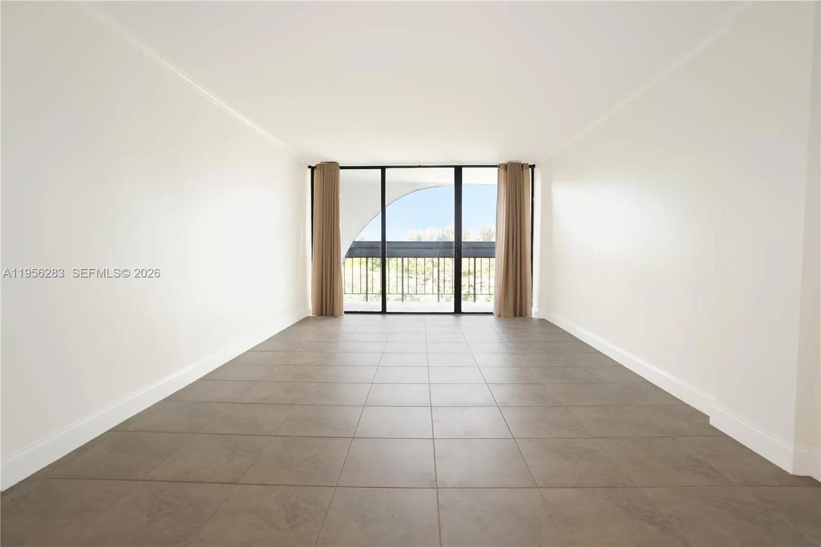 2715 Tigertail Ave 606, Miami, Florida 33133, Miami, Florida 33133, 1 Bedroom Bedrooms, ,1 BathroomBathrooms,Residential Lease,For Rent,2715 Tigertail Ave 606, Miami, Florida 33133,A11956283