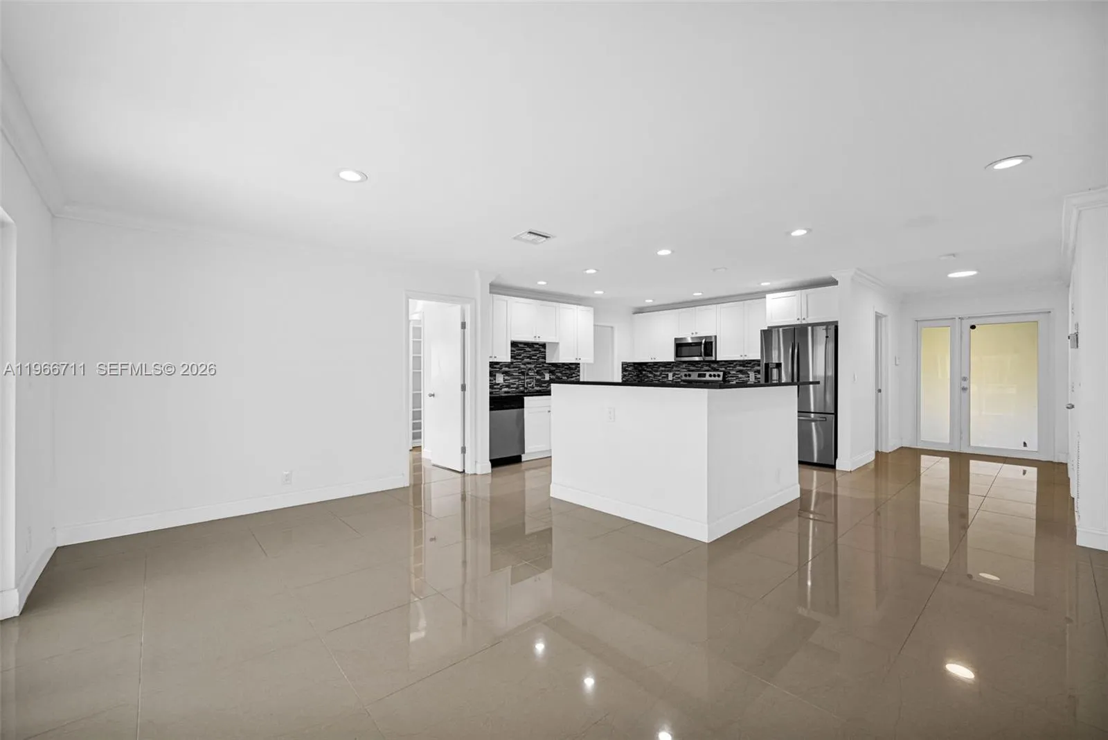 820 E Cypress Ln V-38, Pompano Beach, Florida 3306, Pompano Beach, Florida 33069, 3 Bedrooms Bedrooms, ,3 BathroomsBathrooms,Residential,For Sale,820 E Cypress Ln V-38, Pompano Beach, Florida 3306,A11966711