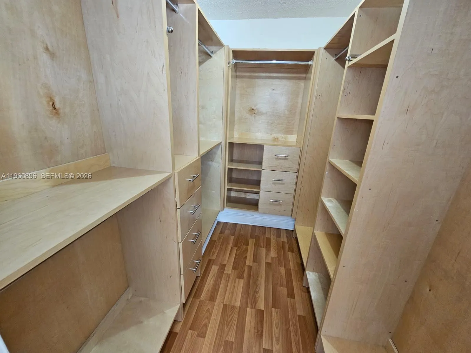 140 Nw 87th Ave G209, Miami, Florida 33172, Miami, Florida 33172, 2 Bedrooms Bedrooms, ,2 BathroomsBathrooms,Residential,For Sale,140 Nw 87th Ave G209, Miami, Florida 33172,A11965896