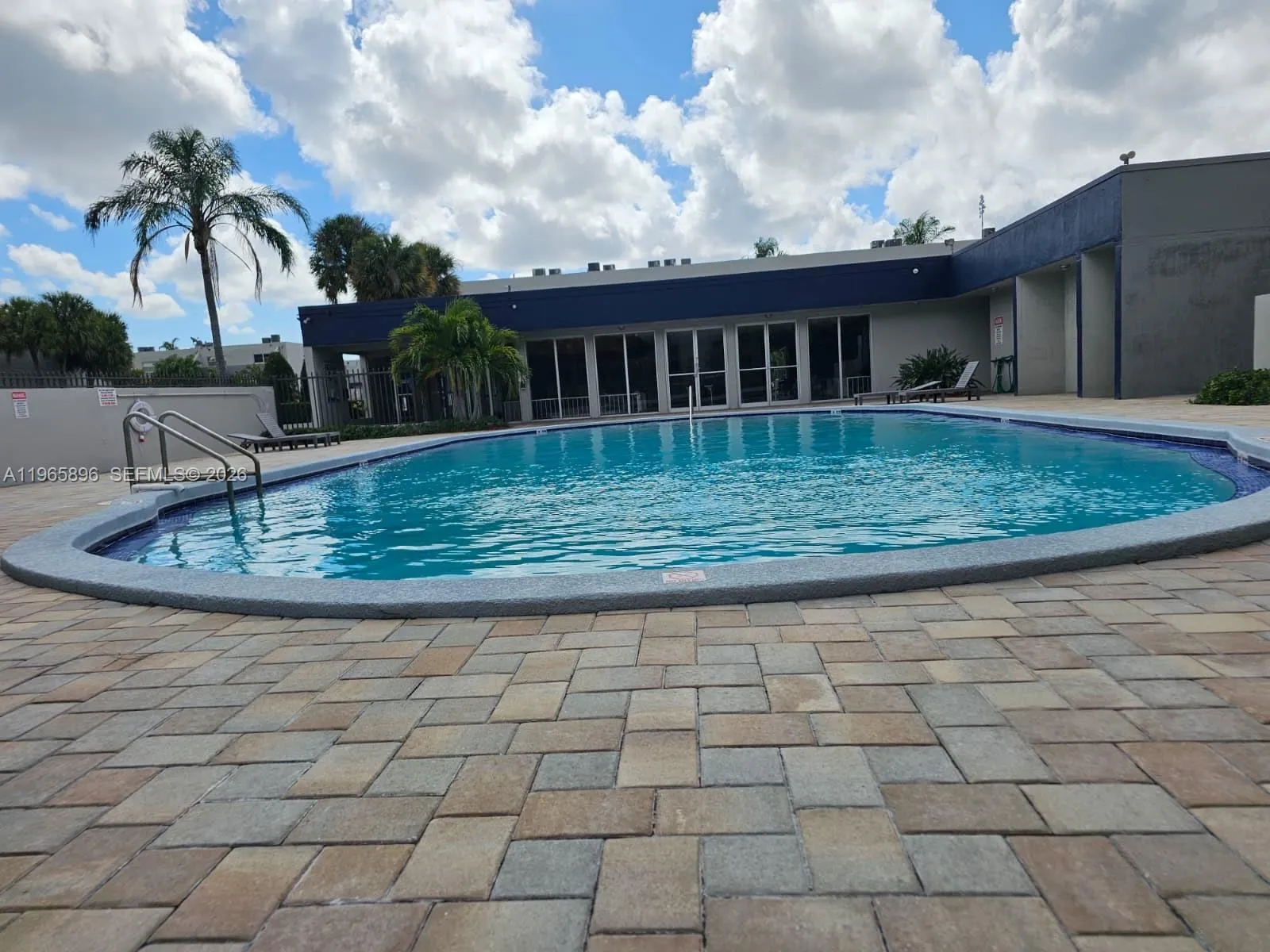 140 Nw 87th Ave G209, Miami, Florida 33172, Miami, Florida 33172, 2 Bedrooms Bedrooms, ,2 BathroomsBathrooms,Residential,For Sale,140 Nw 87th Ave G209, Miami, Florida 33172,A11965896