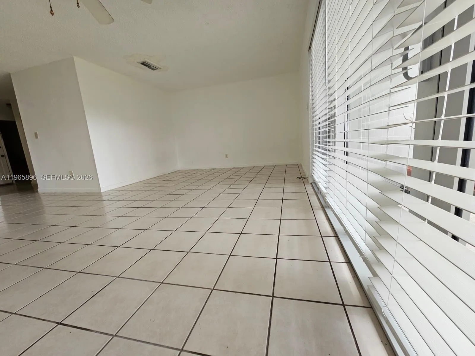 140 Nw 87th Ave G209, Miami, Florida 33172, Miami, Florida 33172, 2 Bedrooms Bedrooms, ,2 BathroomsBathrooms,Residential,For Sale,140 Nw 87th Ave G209, Miami, Florida 33172,A11965896