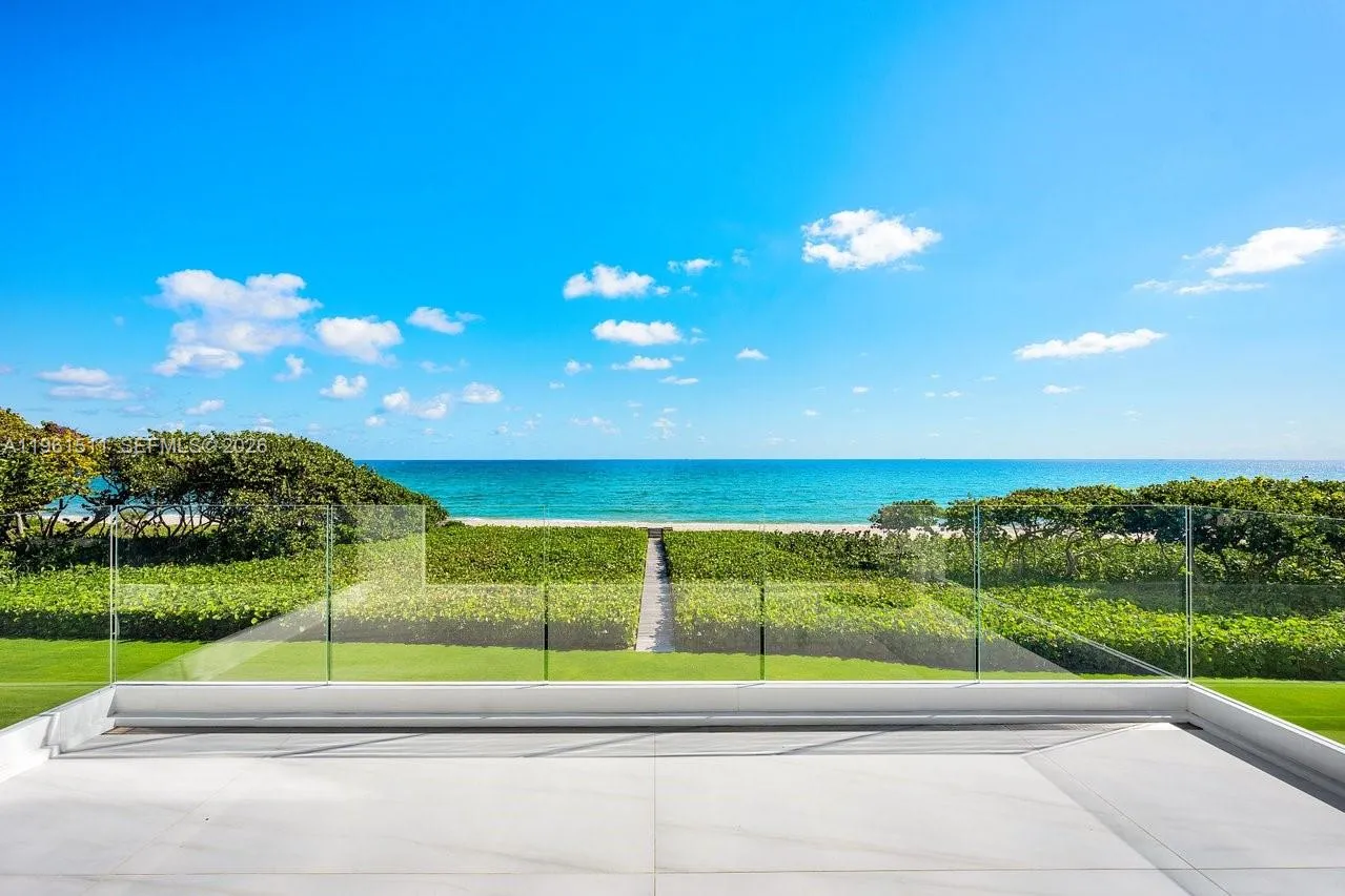 1107 Hillsboro Mile, Hillsboro Beach, Florida 3306, Hillsboro Beach, Florida 33062, 7 Bedrooms Bedrooms, ,8 BathroomsBathrooms,Residential,For Sale,1107 Hillsboro Mile, Hillsboro Beach, Florida 3306,A11961511