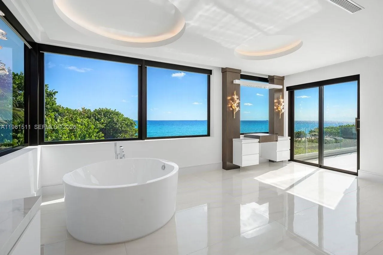 1107 Hillsboro Mile, Hillsboro Beach, Florida 3306, Hillsboro Beach, Florida 33062, 7 Bedrooms Bedrooms, ,8 BathroomsBathrooms,Residential,For Sale,1107 Hillsboro Mile, Hillsboro Beach, Florida 3306,A11961511