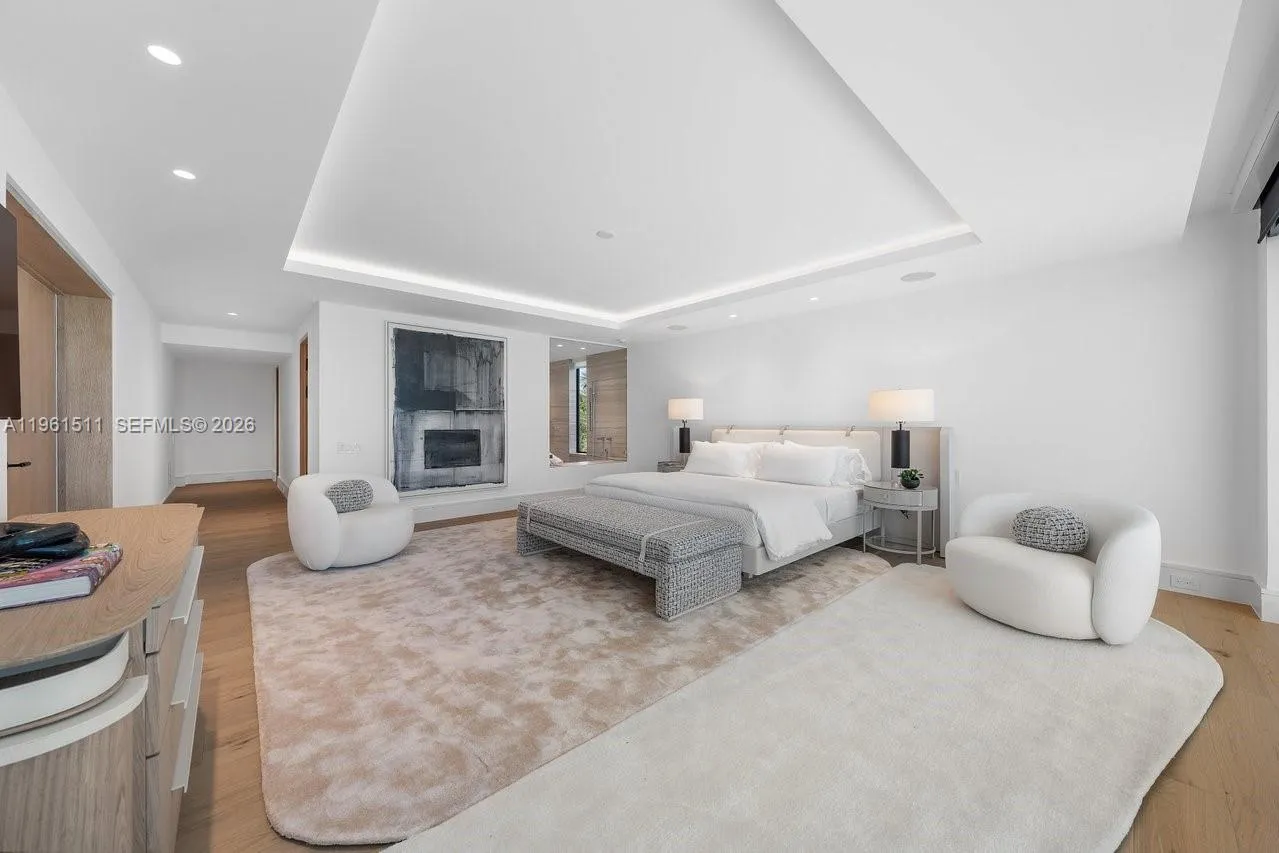 1107 Hillsboro Mile, Hillsboro Beach, Florida 3306, Hillsboro Beach, Florida 33062, 7 Bedrooms Bedrooms, ,8 BathroomsBathrooms,Residential,For Sale,1107 Hillsboro Mile, Hillsboro Beach, Florida 3306,A11961511