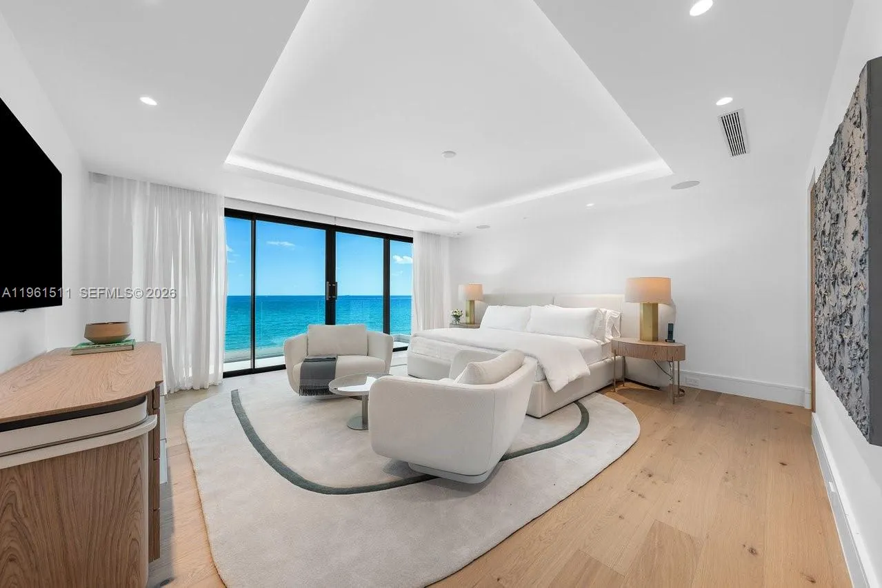 1107 Hillsboro Mile, Hillsboro Beach, Florida 3306, Hillsboro Beach, Florida 33062, 7 Bedrooms Bedrooms, ,8 BathroomsBathrooms,Residential,For Sale,1107 Hillsboro Mile, Hillsboro Beach, Florida 3306,A11961511