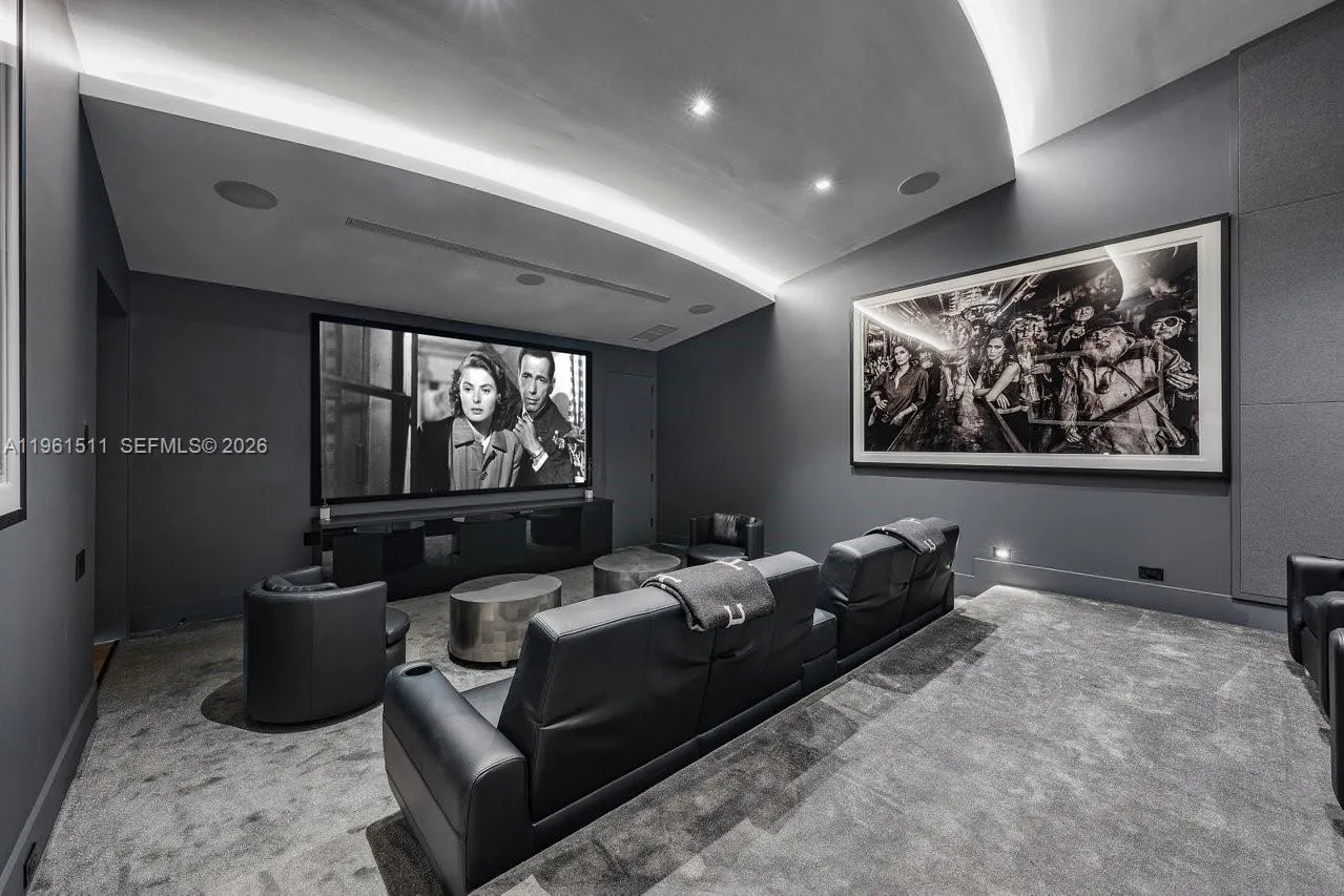 1107 Hillsboro Mile, Hillsboro Beach, Florida 3306, Hillsboro Beach, Florida 33062, 7 Bedrooms Bedrooms, ,8 BathroomsBathrooms,Residential,For Sale,1107 Hillsboro Mile, Hillsboro Beach, Florida 3306,A11961511