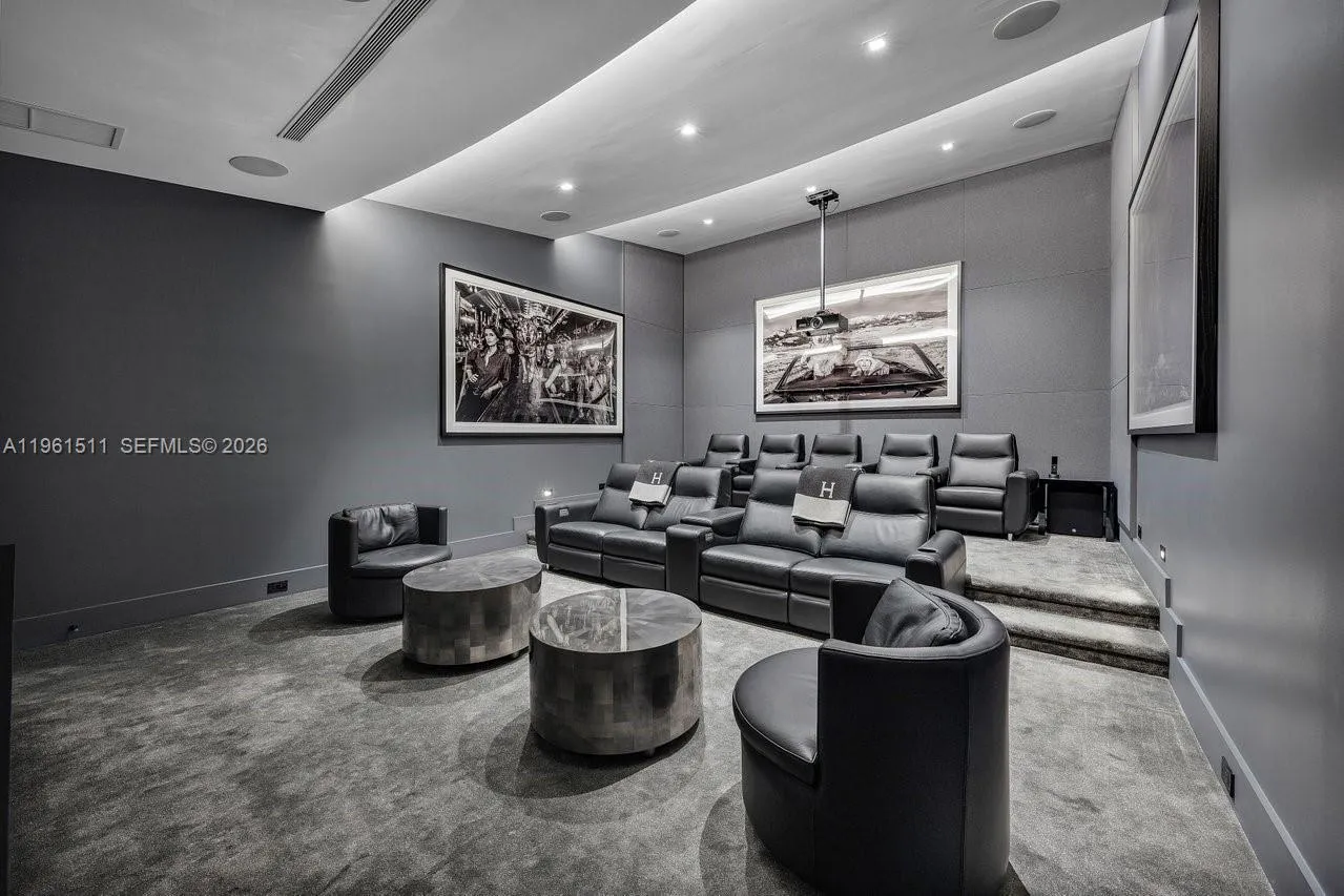 1107 Hillsboro Mile, Hillsboro Beach, Florida 3306, Hillsboro Beach, Florida 33062, 7 Bedrooms Bedrooms, ,8 BathroomsBathrooms,Residential,For Sale,1107 Hillsboro Mile, Hillsboro Beach, Florida 3306,A11961511