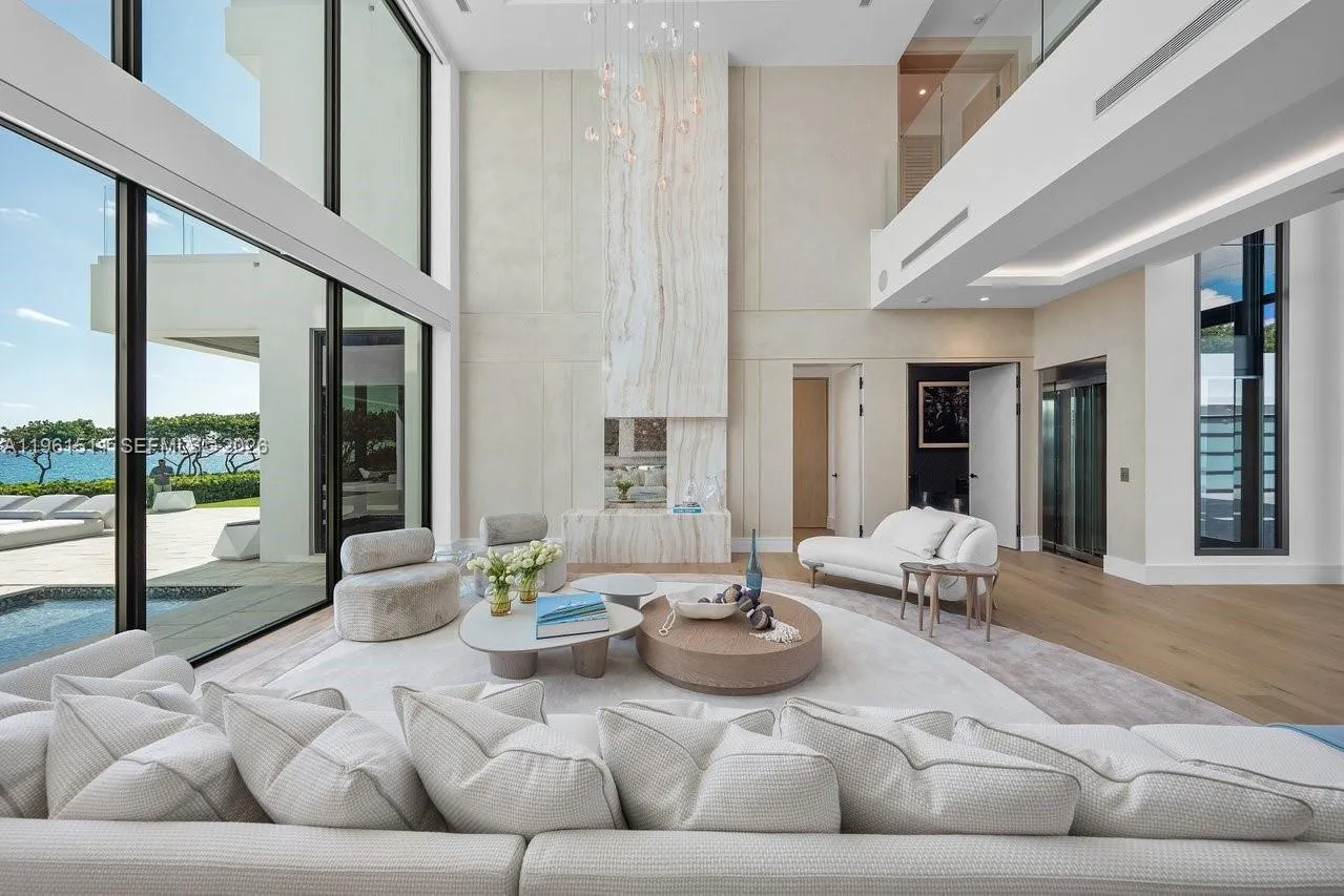 1107 Hillsboro Mile, Hillsboro Beach, Florida 3306, Hillsboro Beach, Florida 33062, 7 Bedrooms Bedrooms, ,8 BathroomsBathrooms,Residential,For Sale,1107 Hillsboro Mile, Hillsboro Beach, Florida 3306,A11961511