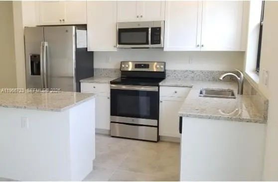 10603 W 34th Ct 10603, Hialeah, Florida 33018, Hialeah, Florida 33018, 3 Bedrooms Bedrooms, ,3 BathroomsBathrooms,Residential Lease,For Rent,10603 W 34th Ct 10603, Hialeah, Florida 33018,A11966723