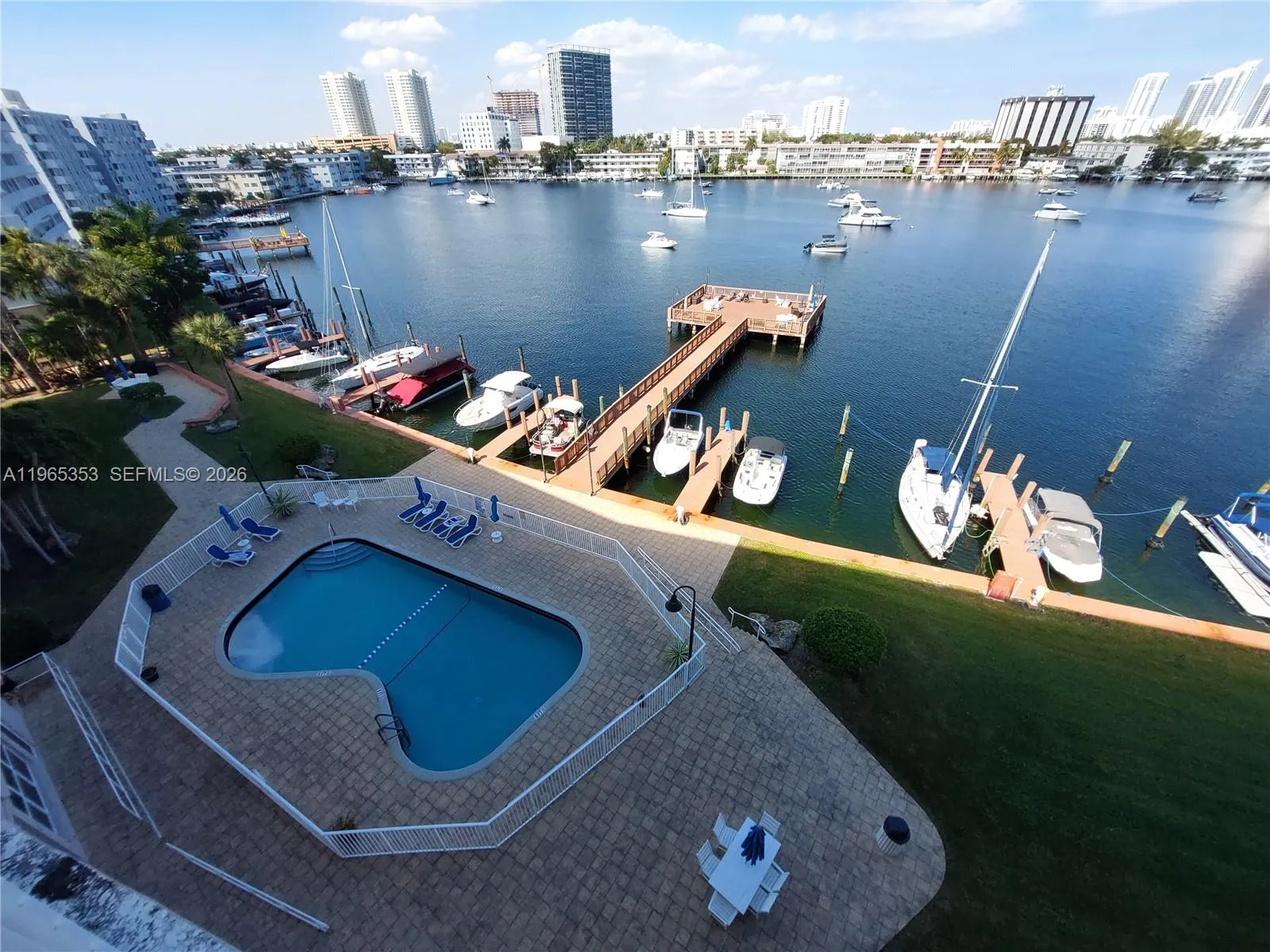 400 Golden Isles Dr 47, Hallandale Beach, Florida, Hallandale Beach, Florida 33009, 2 Bedrooms Bedrooms, ,2 BathroomsBathrooms,Residential Lease,For Rent,400 Golden Isles Dr 47, Hallandale Beach, Florida ,A11965353