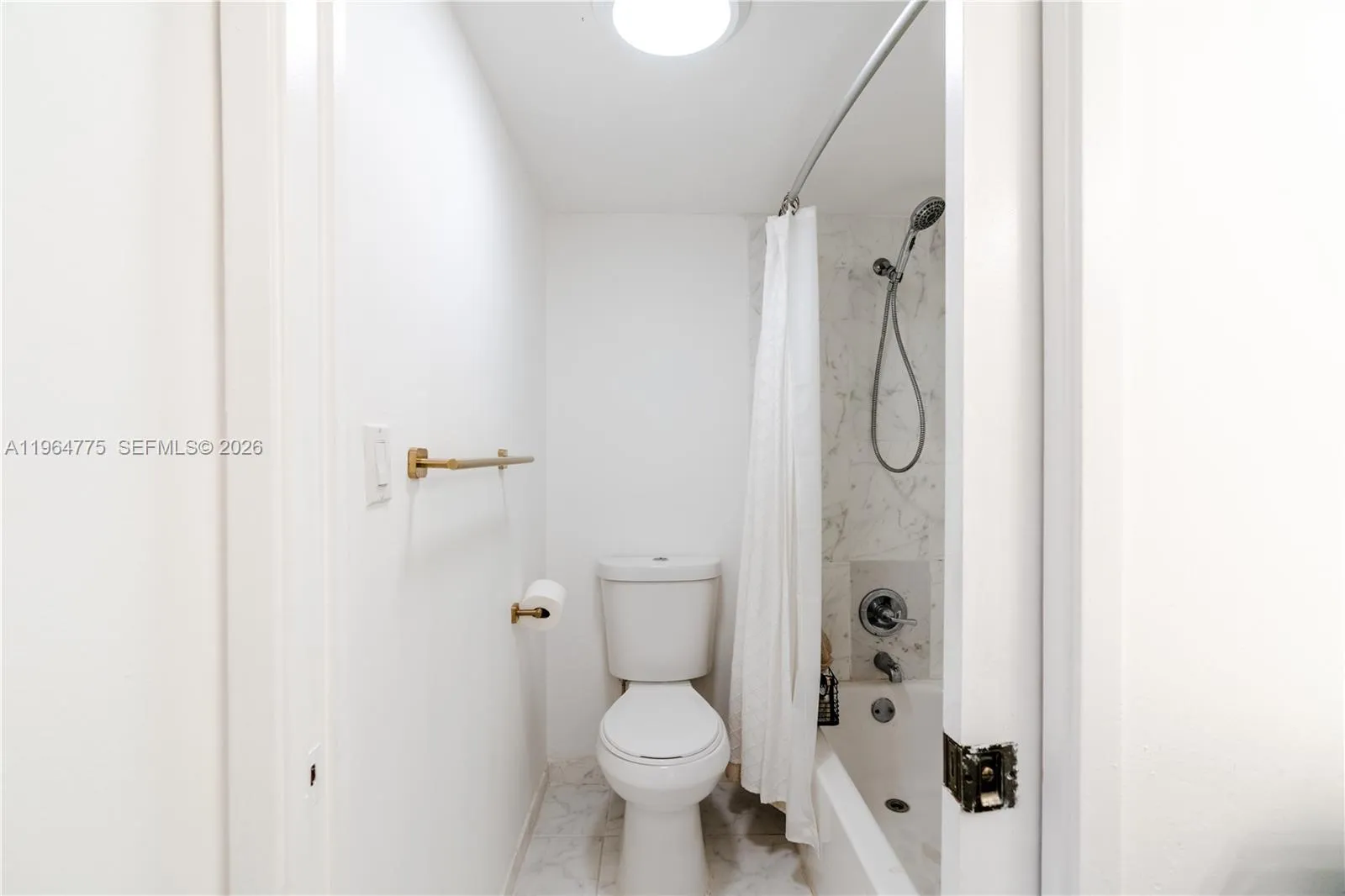17021 N Bay Rd 526, Sunny Isles Beach, Florida 331, Sunny Isles Beach, Florida 33160, 1 Bedroom Bedrooms, ,1 BathroomBathrooms,Residential,For Sale,17021 N Bay Rd 526, Sunny Isles Beach, Florida 331,A11964775
