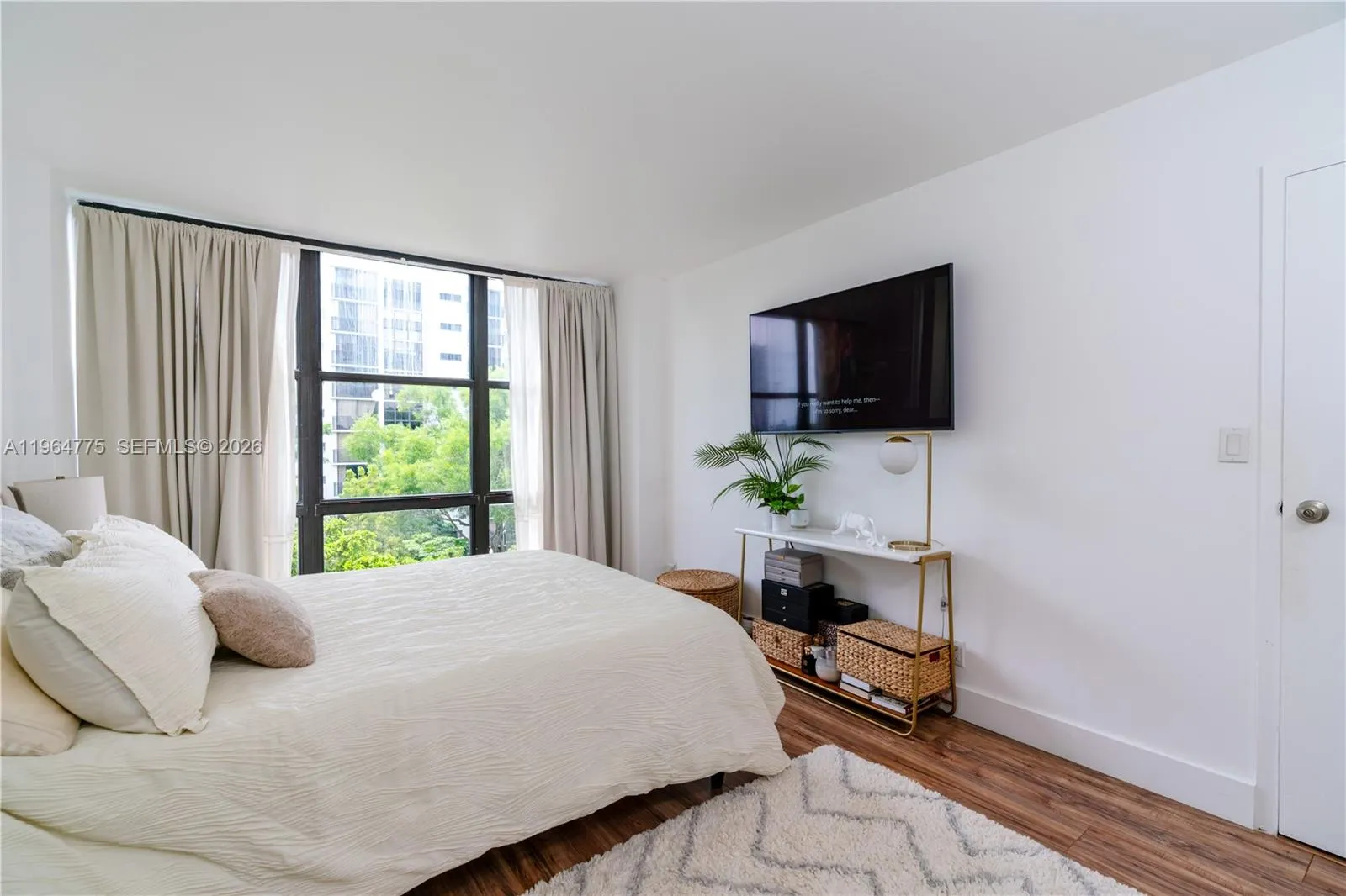 17021 N Bay Rd 526, Sunny Isles Beach, Florida 331, Sunny Isles Beach, Florida 33160, 1 Bedroom Bedrooms, ,1 BathroomBathrooms,Residential,For Sale,17021 N Bay Rd 526, Sunny Isles Beach, Florida 331,A11964775