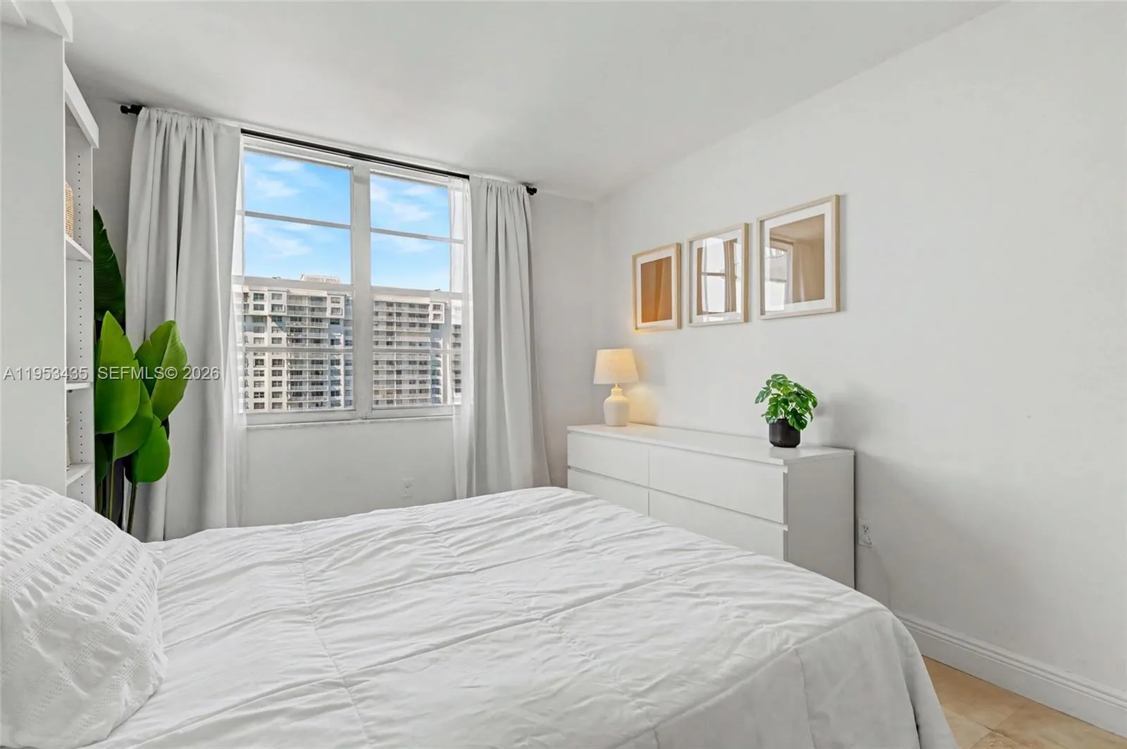 2851 Ne 183rd St 1512e, Aventura, Florida 33160, Aventura, Florida 33160, 2 Bedrooms Bedrooms, ,2 BathroomsBathrooms,Residential Lease,For Rent,2851 Ne 183rd St 1512e, Aventura, Florida 33160,A11953435