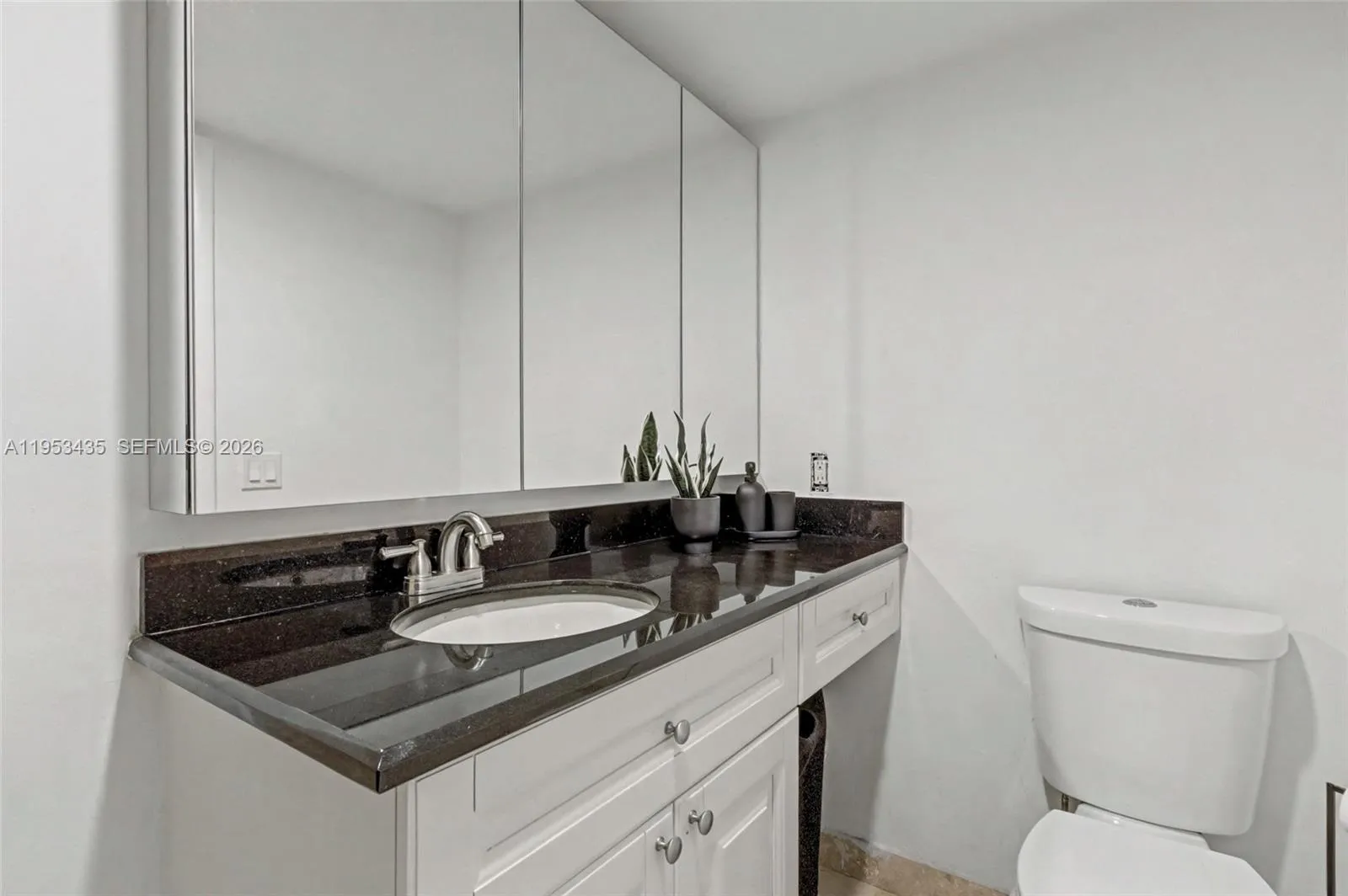 2851 Ne 183rd St 1512e, Aventura, Florida 33160, Aventura, Florida 33160, 2 Bedrooms Bedrooms, ,2 BathroomsBathrooms,Residential Lease,For Rent,2851 Ne 183rd St 1512e, Aventura, Florida 33160,A11953435