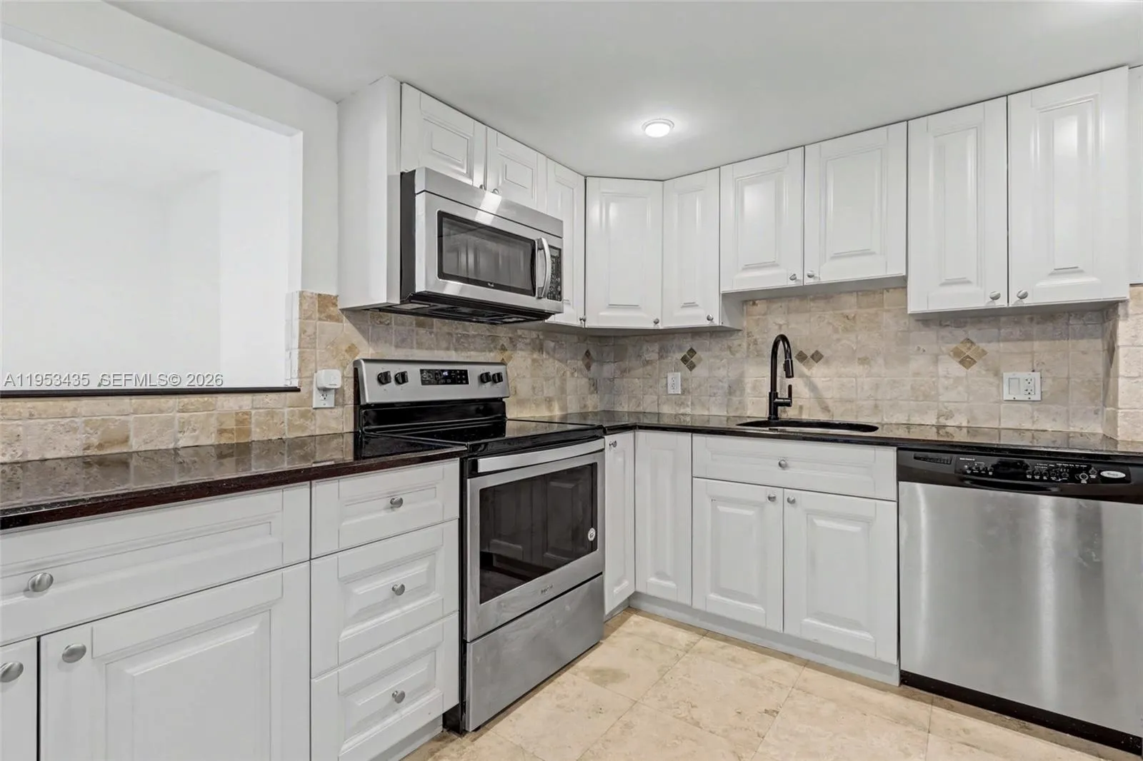 2851 Ne 183rd St 1512e, Aventura, Florida 33160, Aventura, Florida 33160, 2 Bedrooms Bedrooms, ,2 BathroomsBathrooms,Residential Lease,For Rent,2851 Ne 183rd St 1512e, Aventura, Florida 33160,A11953435