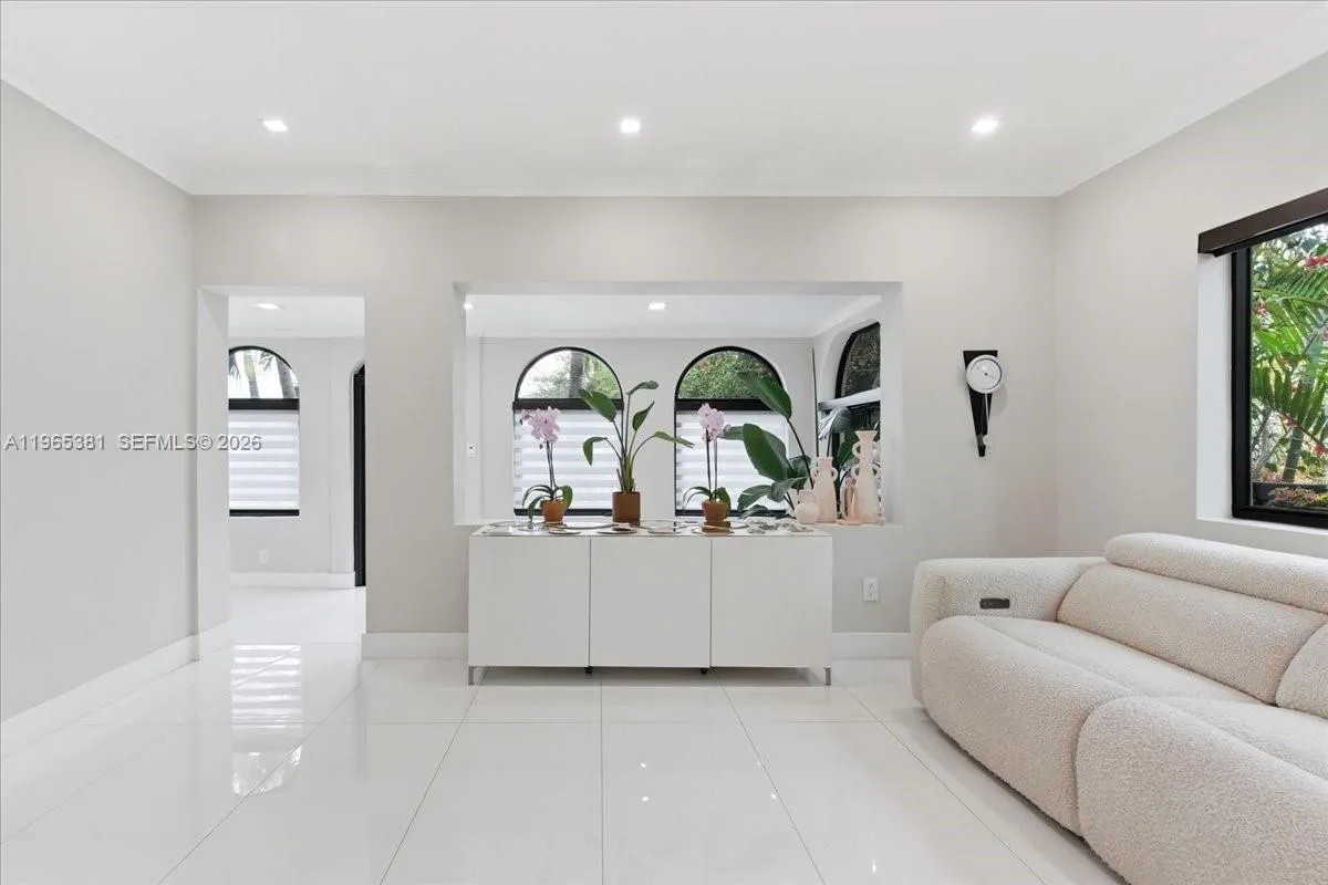 1737 Sw 10th St, Miami, Florida 33135, Miami, Florida 33135, 3 Bedrooms Bedrooms, ,2 BathroomsBathrooms,Residential,For Sale,1737 Sw 10th St, Miami, Florida 33135,A11965381