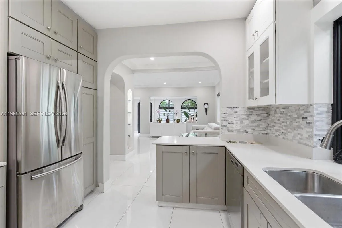 1737 Sw 10th St, Miami, Florida 33135, Miami, Florida 33135, 3 Bedrooms Bedrooms, ,2 BathroomsBathrooms,Residential,For Sale,1737 Sw 10th St, Miami, Florida 33135,A11965381