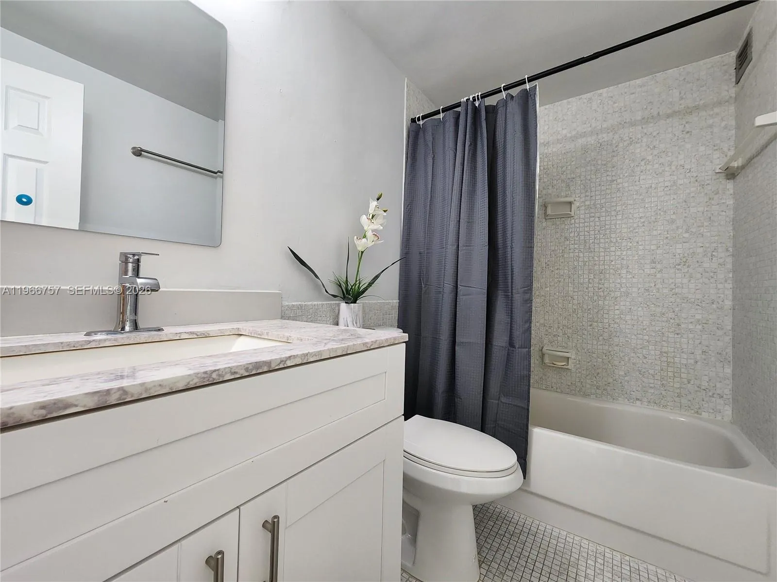3505 S Ocean Dr 1020, Hollywood, Florida 33019, Hollywood, Florida 33019, 2 Bedrooms Bedrooms, ,2 BathroomsBathrooms,Residential Lease,For Rent,3505 S Ocean Dr 1020, Hollywood, Florida 33019,A11966757