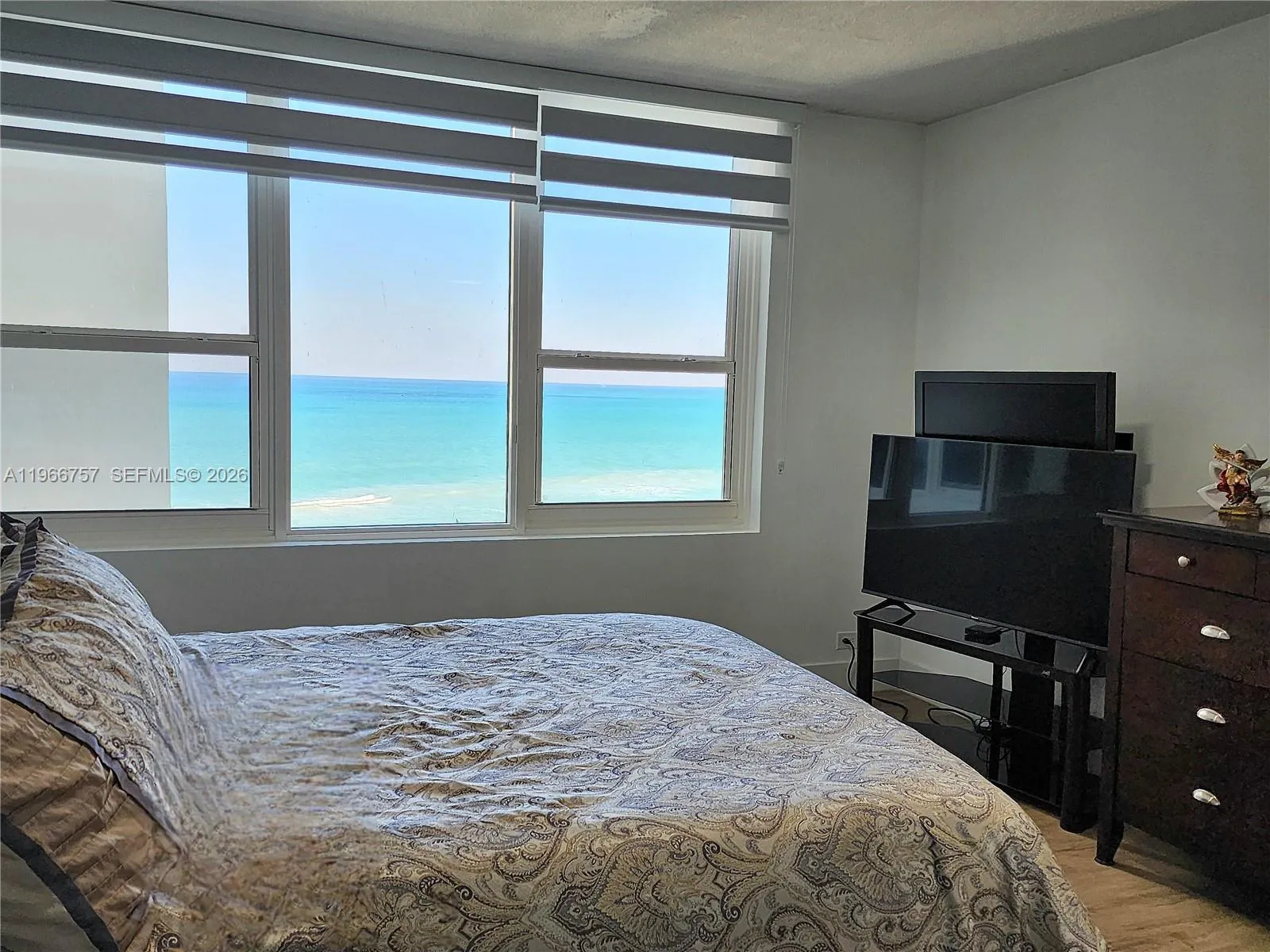 3505 S Ocean Dr 1020, Hollywood, Florida 33019, Hollywood, Florida 33019, 2 Bedrooms Bedrooms, ,2 BathroomsBathrooms,Residential Lease,For Rent,3505 S Ocean Dr 1020, Hollywood, Florida 33019,A11966757