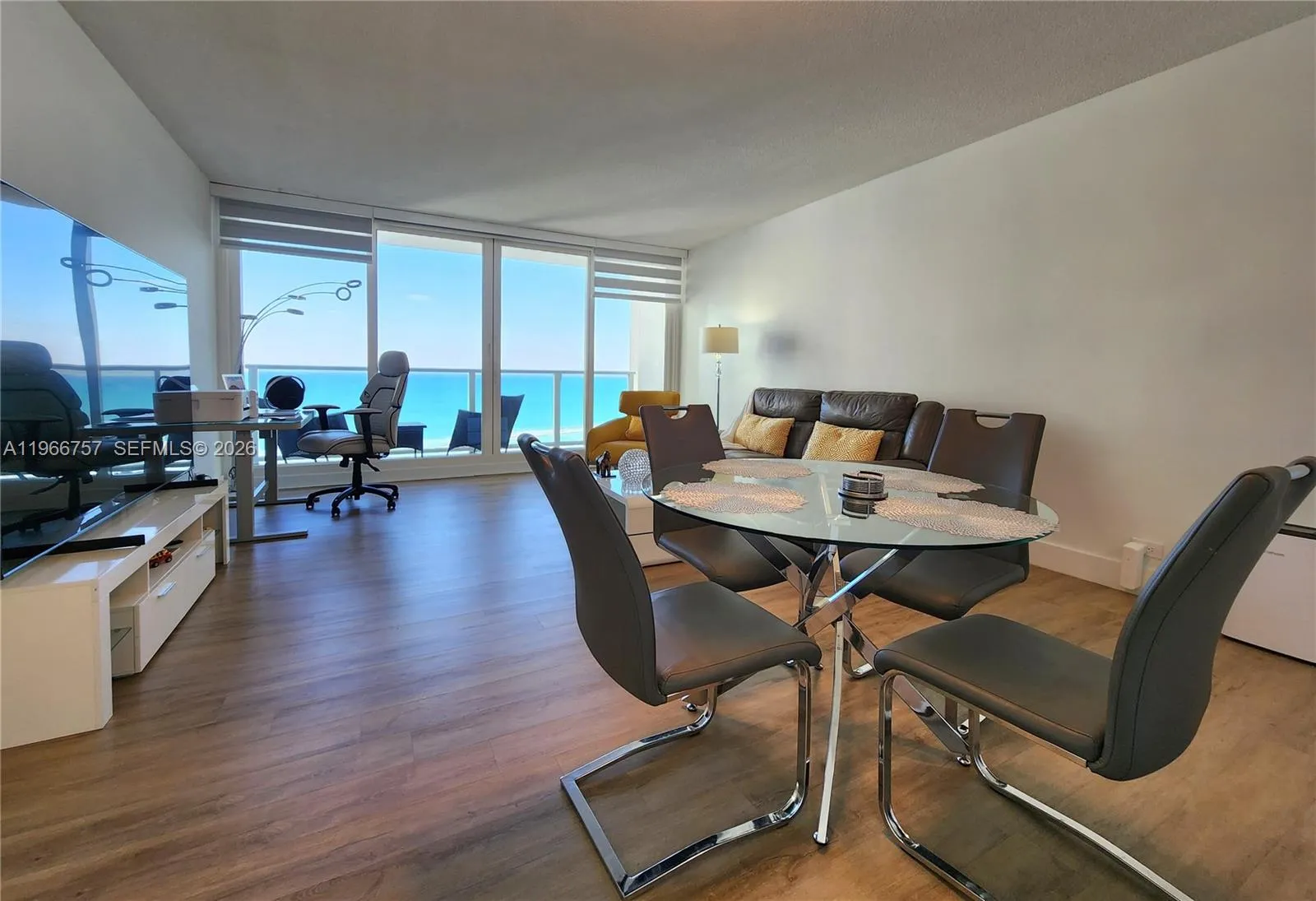 3505 S Ocean Dr 1020, Hollywood, Florida 33019, Hollywood, Florida 33019, 2 Bedrooms Bedrooms, ,2 BathroomsBathrooms,Residential Lease,For Rent,3505 S Ocean Dr 1020, Hollywood, Florida 33019,A11966757