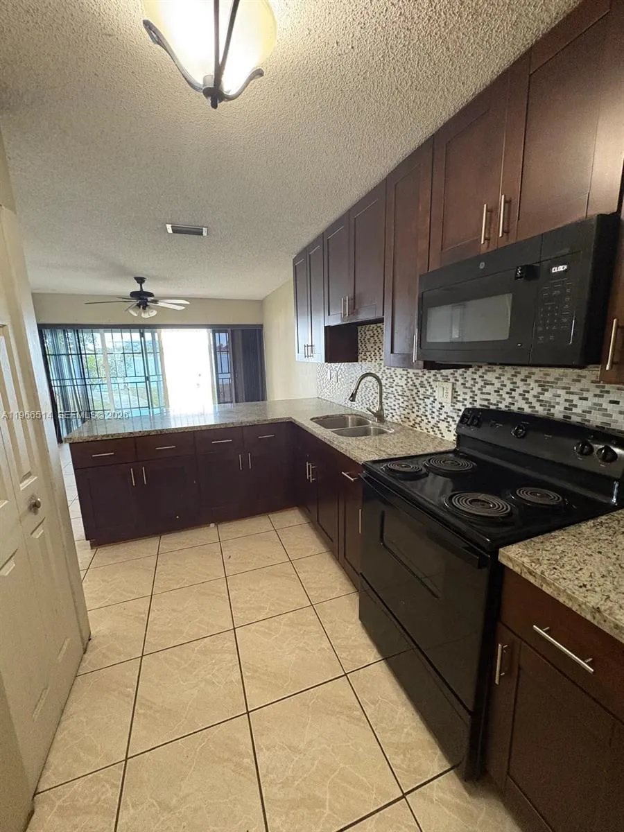 20237 Nw 32nd Ave 20237, Miami Gardens, Florida 33, Miami Gardens, Florida 33056, 4 Bedrooms Bedrooms, ,2 BathroomsBathrooms,Residential Lease,For Rent,20237 Nw 32nd Ave 20237, Miami Gardens, Florida 33,A11966514