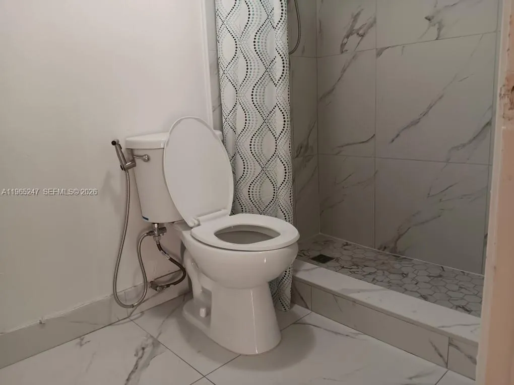 6259 W 24th Ave 102-8, Hialeah, Florida 33016, Hialeah, Florida 33016, 2 Bedrooms Bedrooms, ,2 BathroomsBathrooms,Residential Lease,For Rent,6259 W 24th Ave 102-8, Hialeah, Florida 33016,A11965247