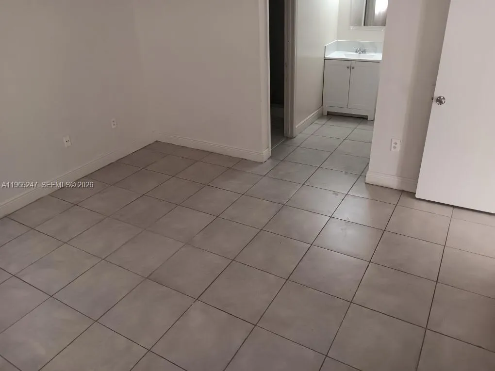 6259 W 24th Ave 102-8, Hialeah, Florida 33016, Hialeah, Florida 33016, 2 Bedrooms Bedrooms, ,2 BathroomsBathrooms,Residential Lease,For Rent,6259 W 24th Ave 102-8, Hialeah, Florida 33016,A11965247