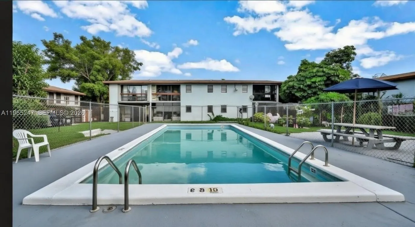 6259 W 24th Ave 102-8, Hialeah, Florida 33016, Hialeah, Florida 33016, 2 Bedrooms Bedrooms, ,2 BathroomsBathrooms,Residential Lease,For Rent,6259 W 24th Ave 102-8, Hialeah, Florida 33016,A11965247