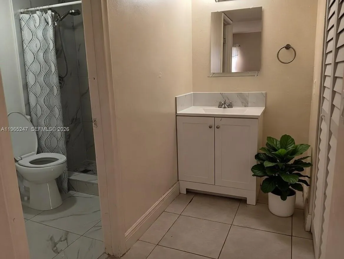 6259 W 24th Ave 102-8, Hialeah, Florida 33016, Hialeah, Florida 33016, 2 Bedrooms Bedrooms, ,2 BathroomsBathrooms,Residential Lease,For Rent,6259 W 24th Ave 102-8, Hialeah, Florida 33016,A11965247