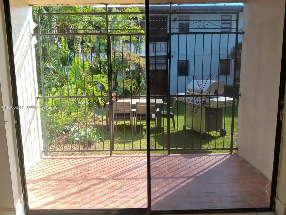 6259 W 24th Ave 102-8, Hialeah, Florida 33016, Hialeah, Florida 33016, 2 Bedrooms Bedrooms, ,2 BathroomsBathrooms,Residential Lease,For Rent,6259 W 24th Ave 102-8, Hialeah, Florida 33016,A11965247