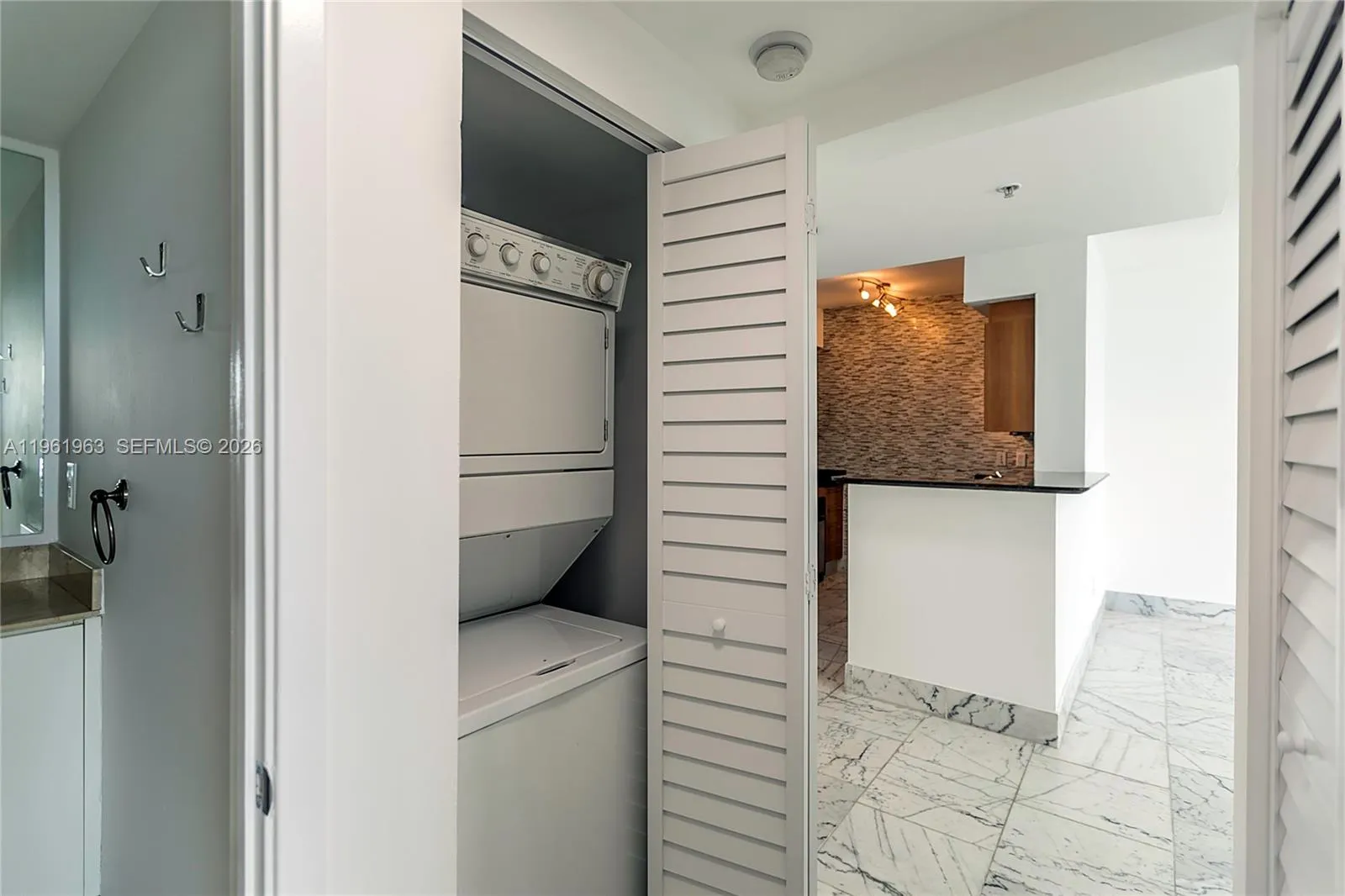335 S Biscayne Bl 3210, Miami, Florida 33131, Miami, Florida 33131, 1 Bedroom Bedrooms, ,1 BathroomBathrooms,Residential Lease,For Rent,335 S Biscayne Bl 3210, Miami, Florida 33131,A11961963