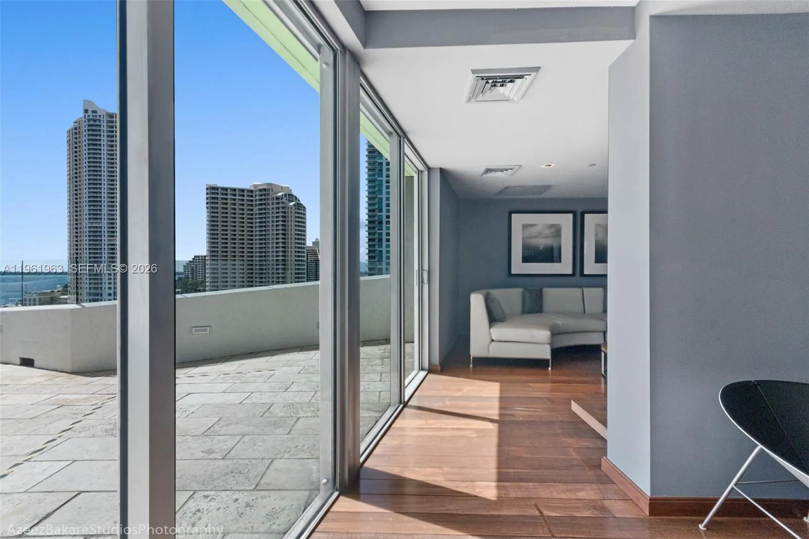 335 S Biscayne Bl 3210, Miami, Florida 33131, Miami, Florida 33131, 1 Bedroom Bedrooms, ,1 BathroomBathrooms,Residential Lease,For Rent,335 S Biscayne Bl 3210, Miami, Florida 33131,A11961963