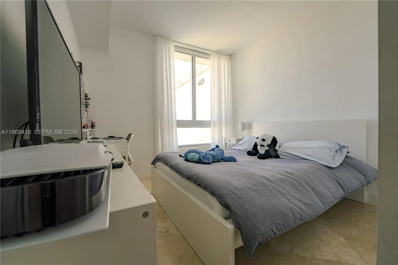 Miami, Florida 33130, 2 Bedrooms Bedrooms, ,2 BathroomsBathrooms,Residential Lease,For Rent,A11965418