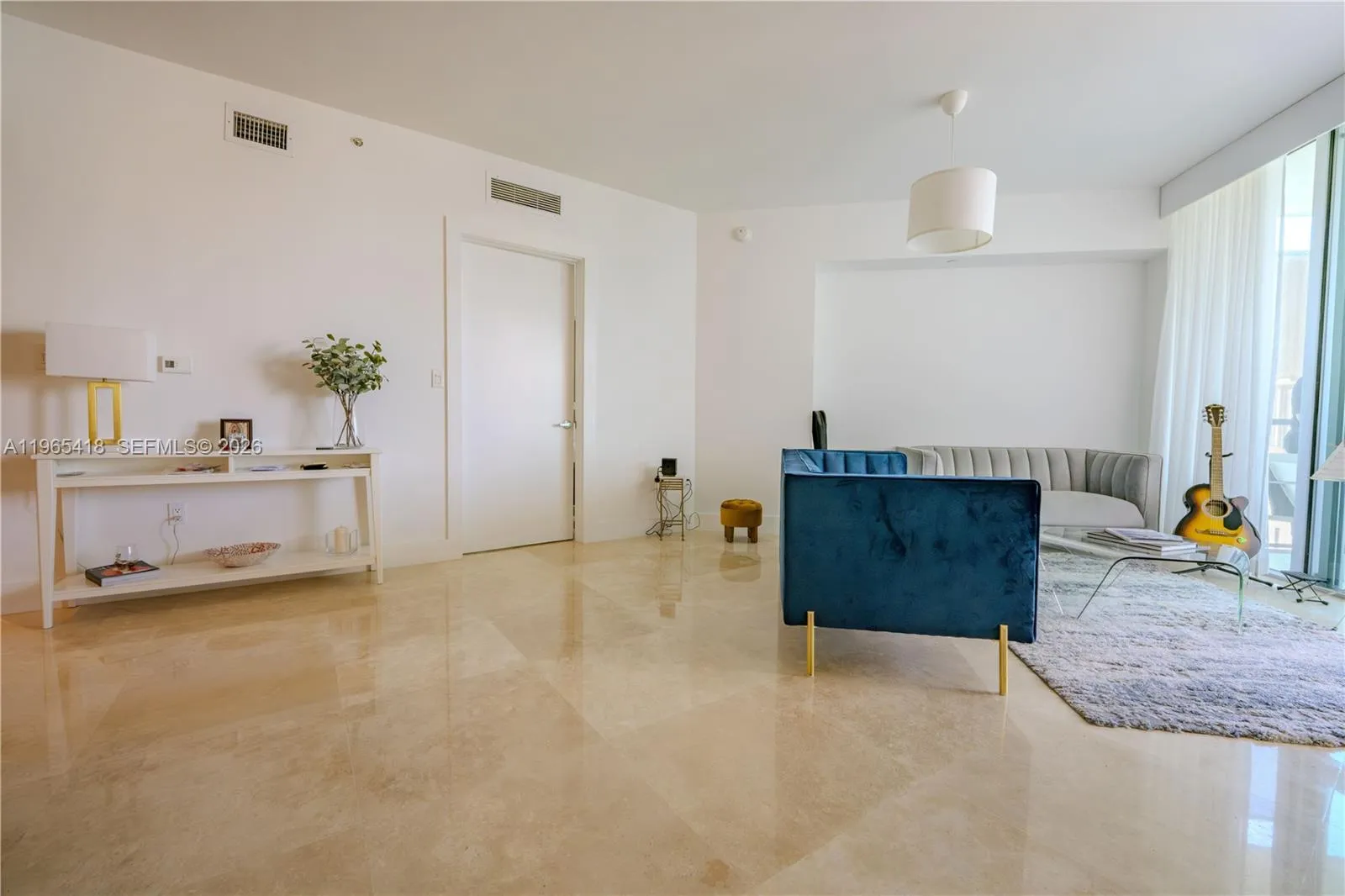 Miami, Florida 33130, 2 Bedrooms Bedrooms, ,2 BathroomsBathrooms,Residential Lease,For Rent,A11965418