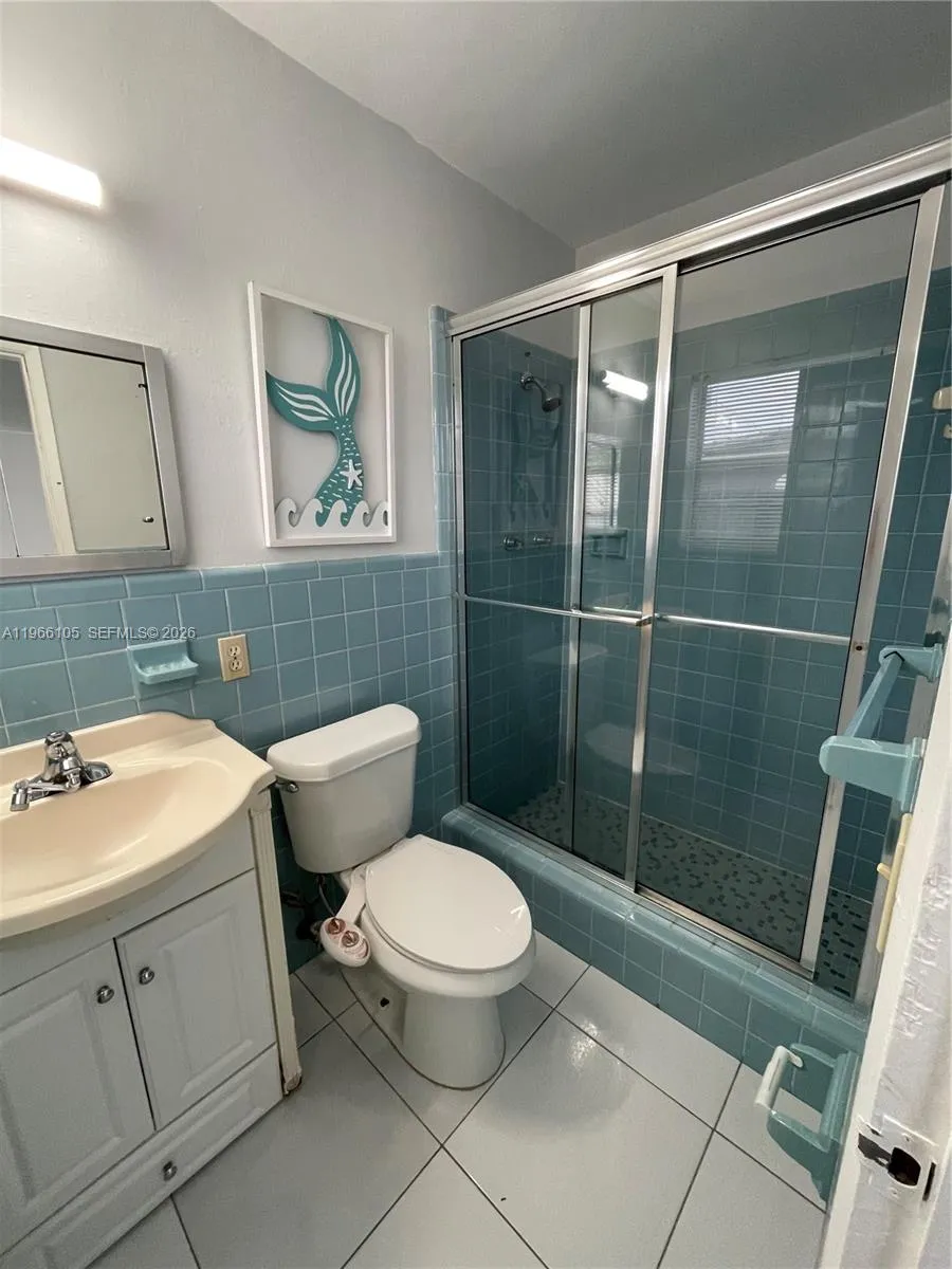 5550 Ne 20th Ter 2, Fort Lauderdale, Florida 33308, Fort Lauderdale, Florida 33308, 1 Bedroom Bedrooms, ,1 BathroomBathrooms,Residential Lease,For Rent,5550 Ne 20th Ter 2, Fort Lauderdale, Florida 33308,A11966105