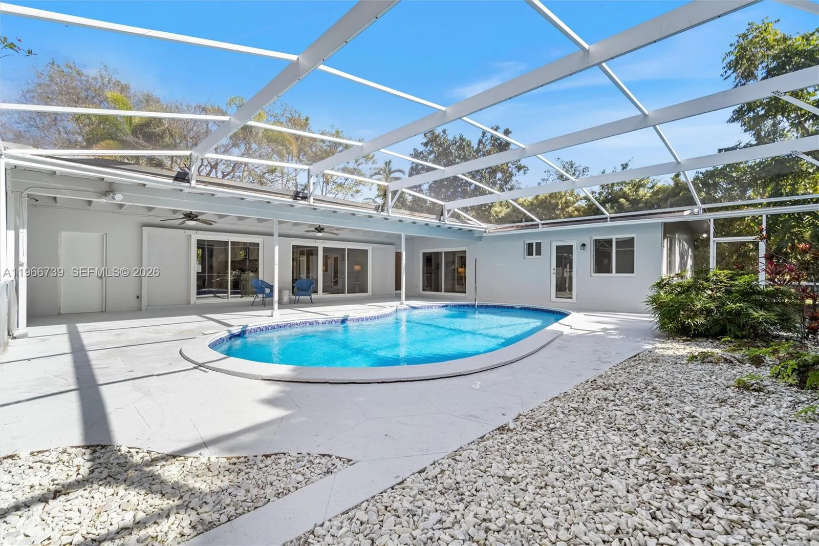 8260 Sw 133 St, Pinecrest, Florida 33156, Pinecrest, Florida 33156, 3 Bedrooms Bedrooms, ,2 BathroomsBathrooms,Residential Lease,For Rent,8260 Sw 133 St, Pinecrest, Florida 33156,A11966739