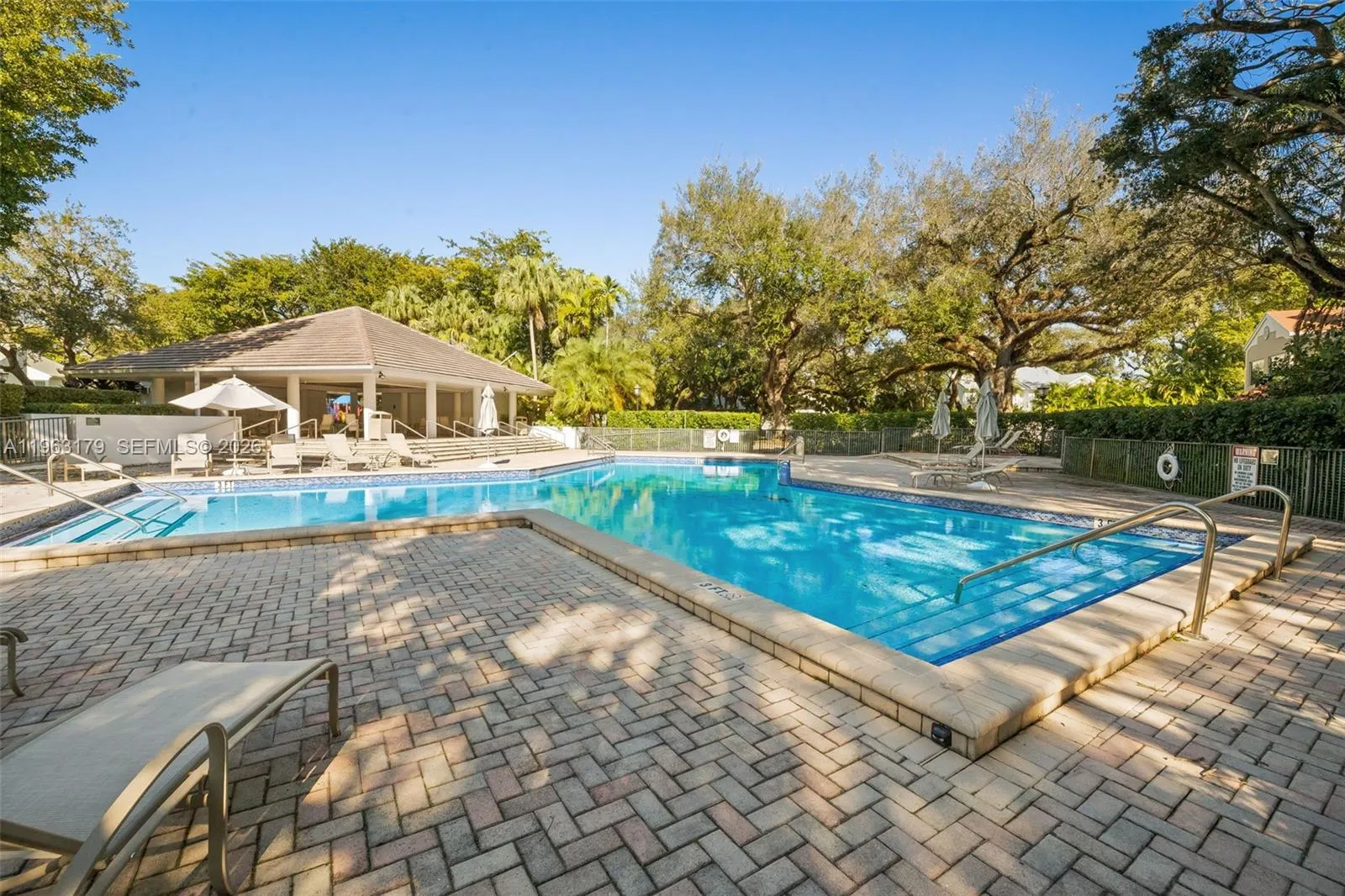 1961 S Oak Haven Cir, Miami, Florida 33179, Miami, Florida 33179, 5 Bedrooms Bedrooms, ,4 BathroomsBathrooms,Residential,For Sale,1961 S Oak Haven Cir, Miami, Florida 33179,A11963179