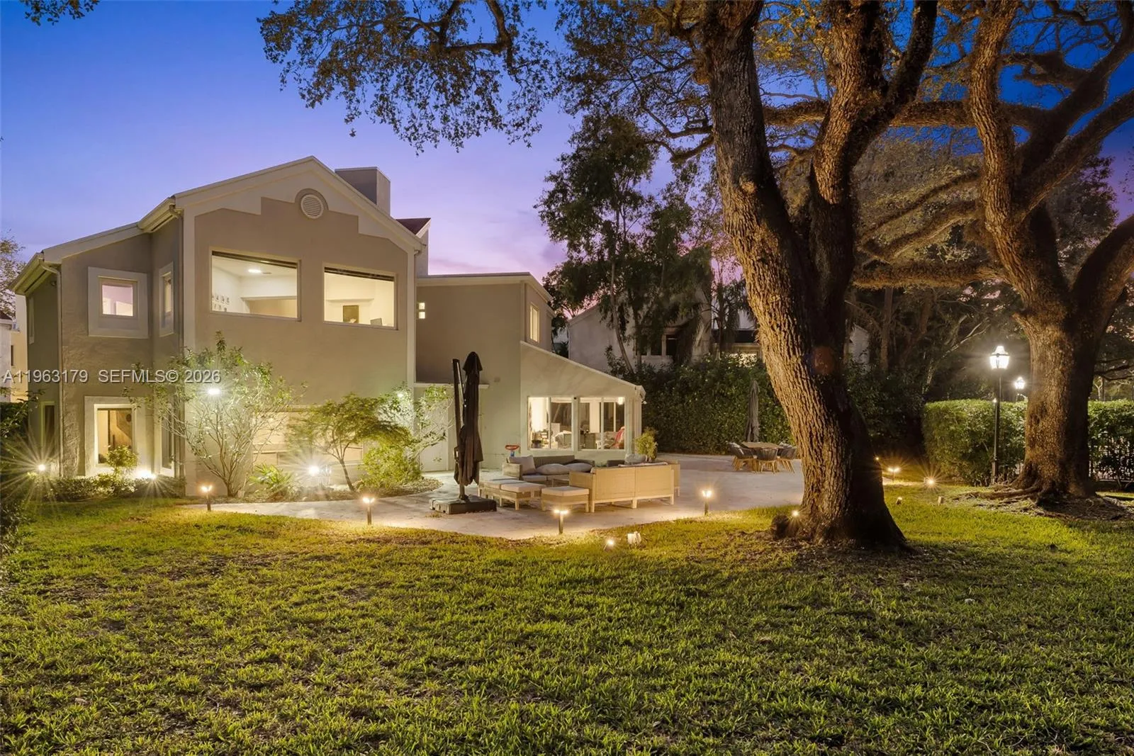 1961 S Oak Haven Cir, Miami, Florida 33179, Miami, Florida 33179, 5 Bedrooms Bedrooms, ,4 BathroomsBathrooms,Residential,For Sale,1961 S Oak Haven Cir, Miami, Florida 33179,A11963179