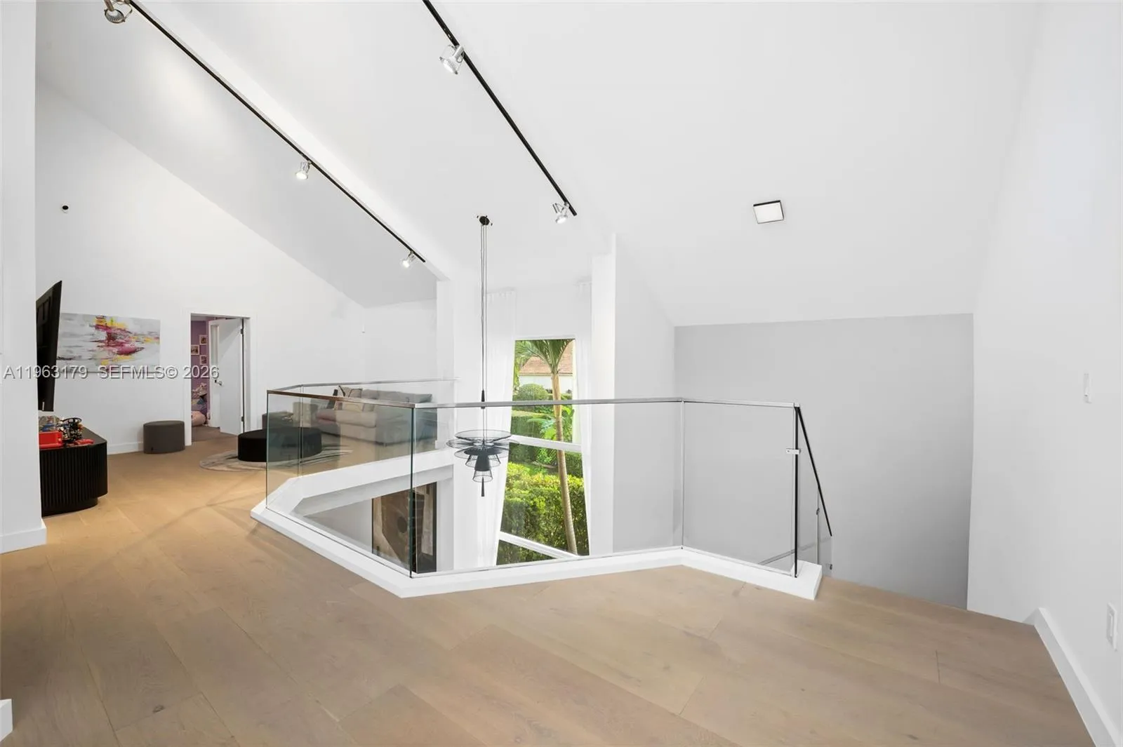1961 S Oak Haven Cir, Miami, Florida 33179, Miami, Florida 33179, 5 Bedrooms Bedrooms, ,4 BathroomsBathrooms,Residential,For Sale,1961 S Oak Haven Cir, Miami, Florida 33179,A11963179
