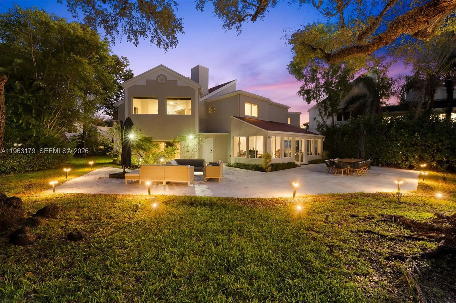 1961 S Oak Haven Cir, Miami, Florida 33179, Miami, Florida 33179, 5 Bedrooms Bedrooms, ,4 BathroomsBathrooms,Residential,For Sale,1961 S Oak Haven Cir, Miami, Florida 33179,A11963179